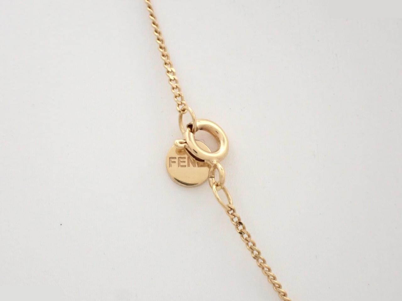 Other lines: Precious metal necklaces and pendants, total length approximately 48 cm. — view 2