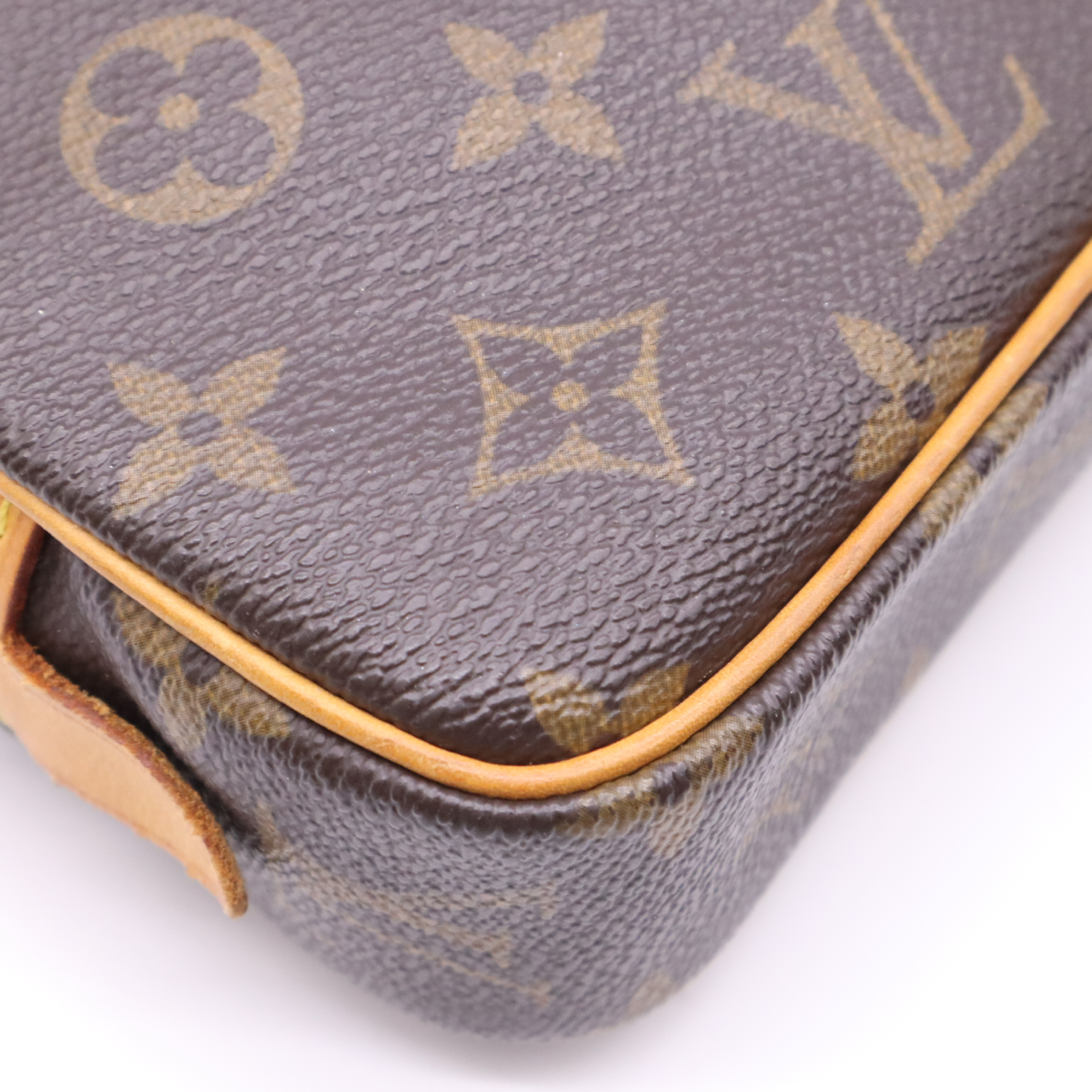 M51828 Monogram Pochette Marly Bandoulière Shoulder Bag — view 7