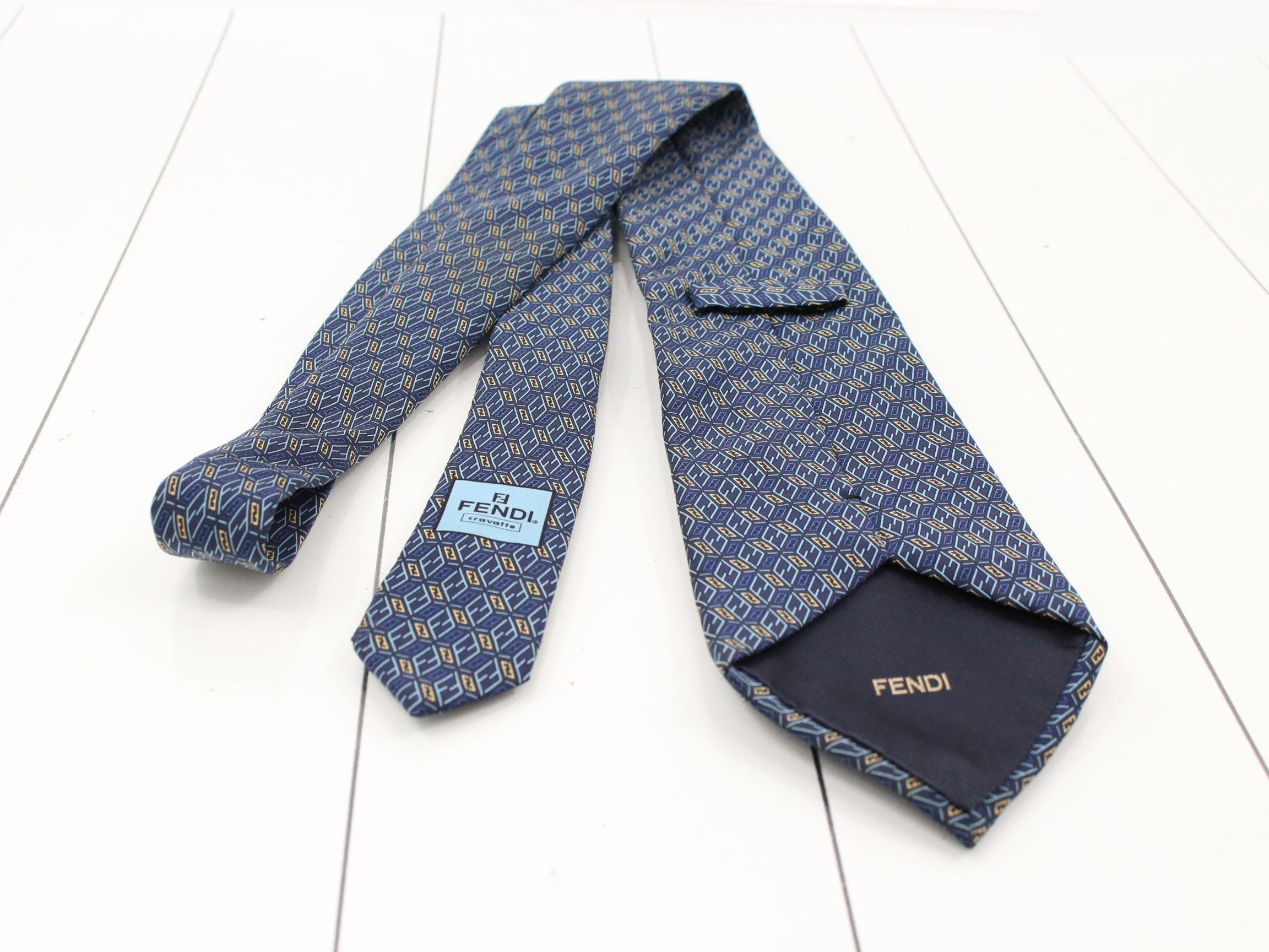 necktie, 100% silk, with logo. — view 2