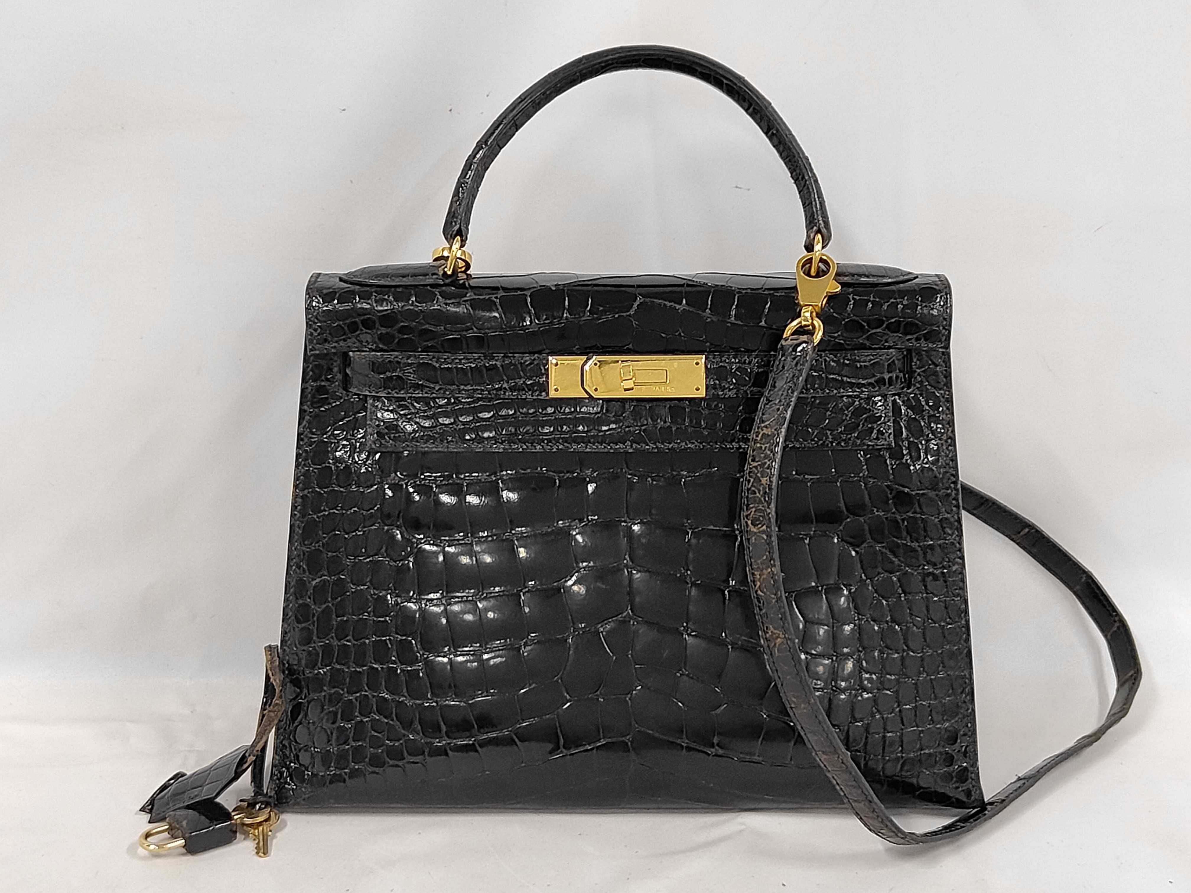 Kelly 28 Sellier Alligator Black Gold Hardware R Stamp Handbag