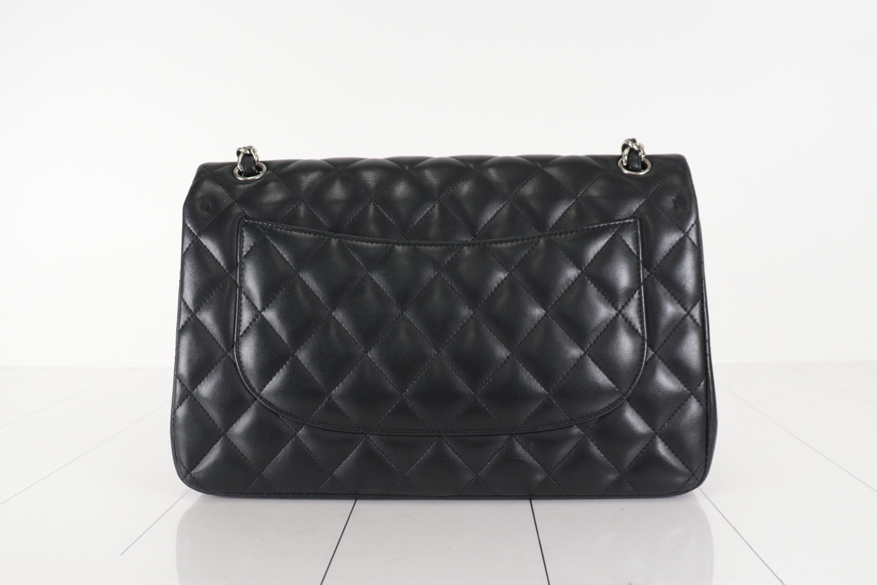 Double flap 30, lambskin, chain shoulder bag, silver hardware, 15 series. — view 2
