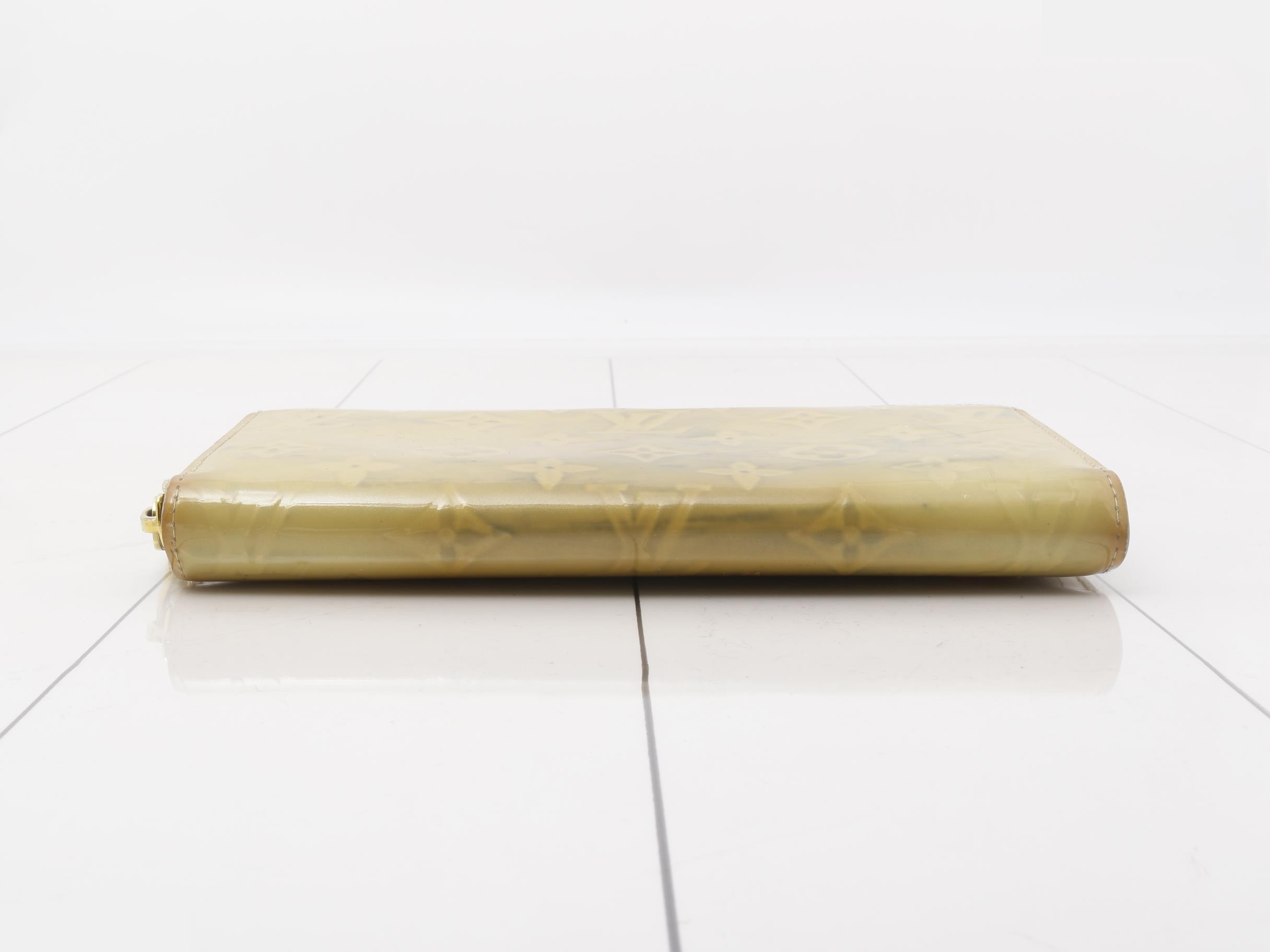 Zippy Wallet — view 3