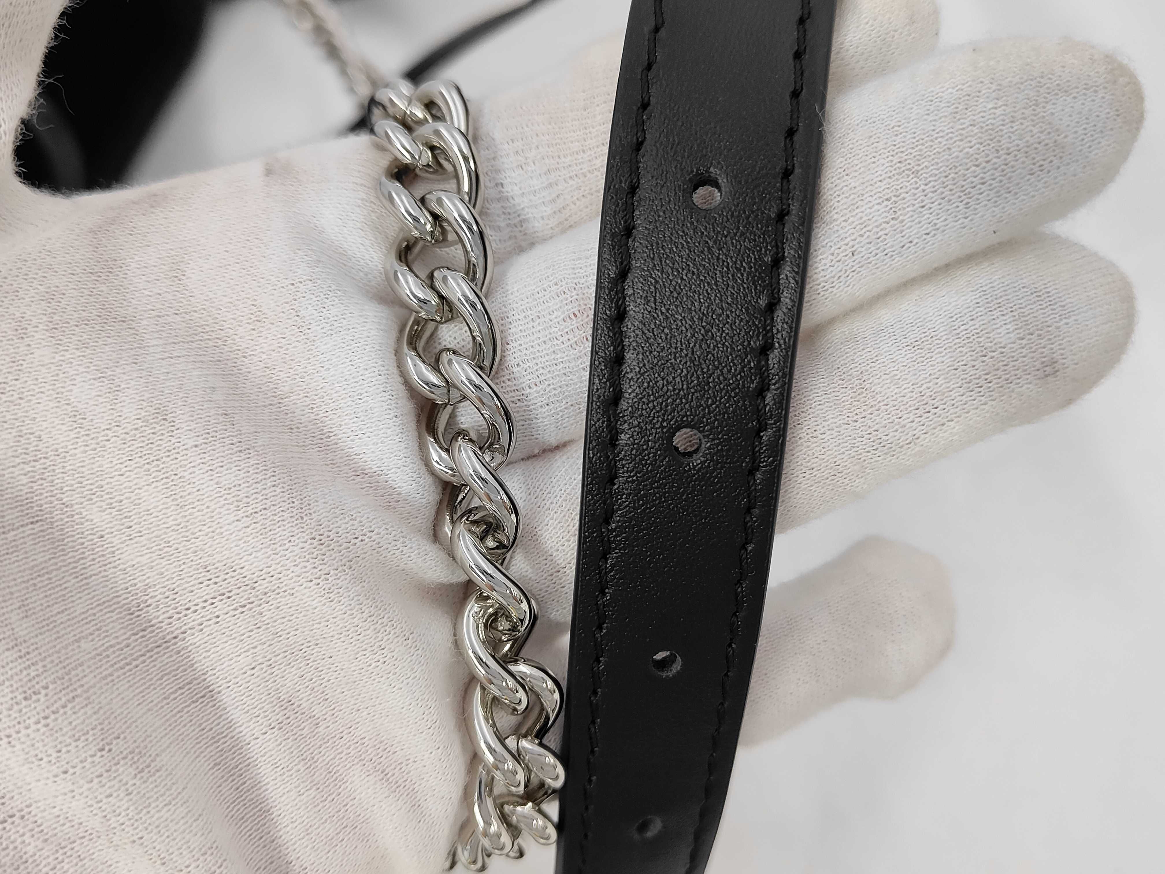 Monogram Carryall Cargo Vibe PM Black Leather Shoulder Bag — view 6