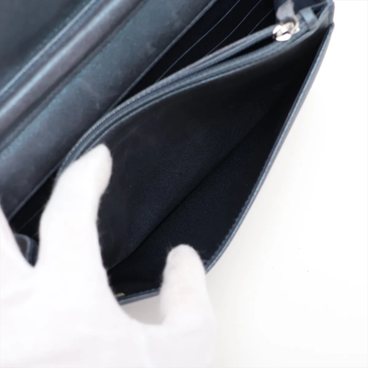 Matelassé Leather x Rhinestone Chain Wallet, Blue, Silver Hardware, Item Number 16999598 (Serial Number 16) — view 9
