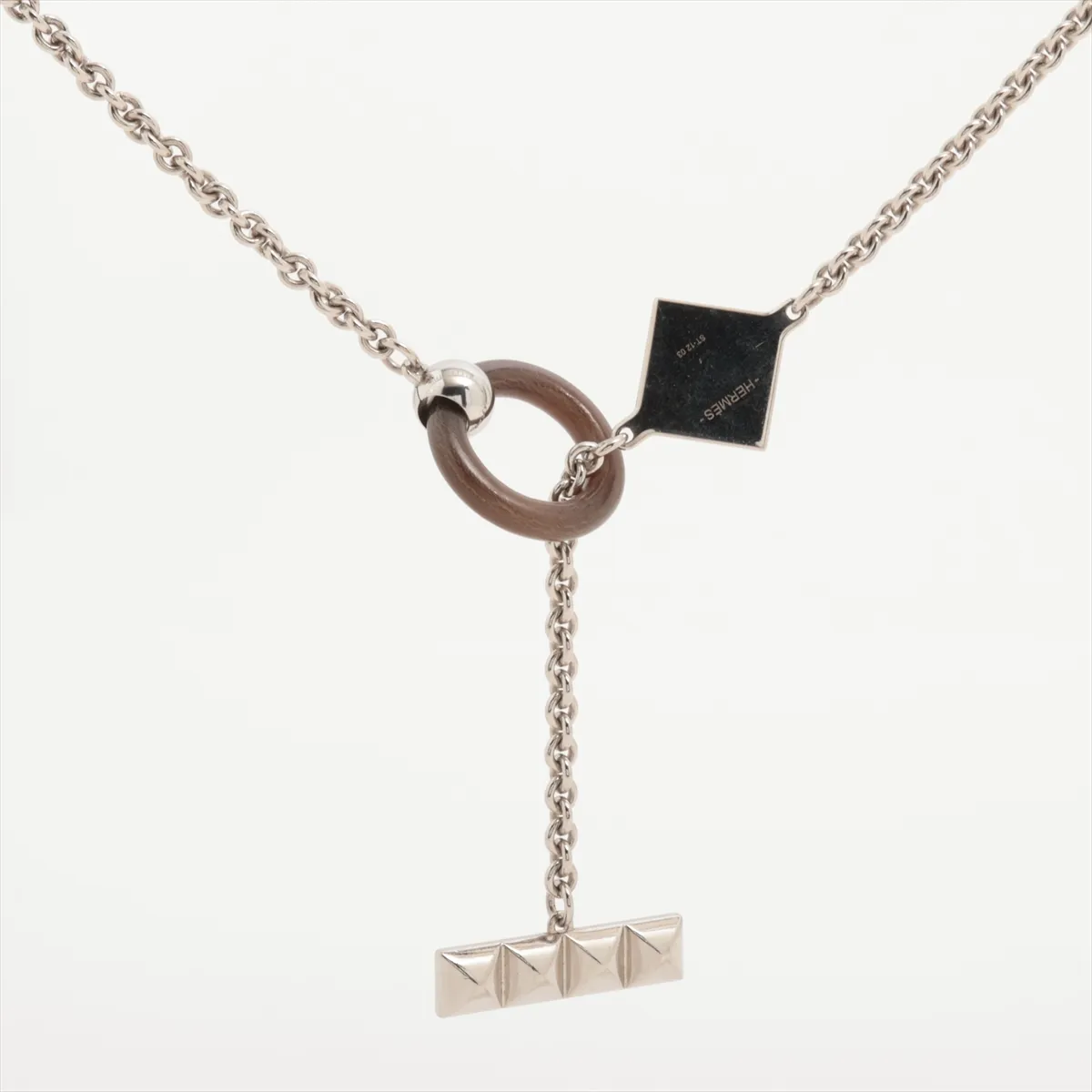 Medor XO ST1203 Necklace, Metal x Buffalo Horn, Silver x Black. Shows — view 2