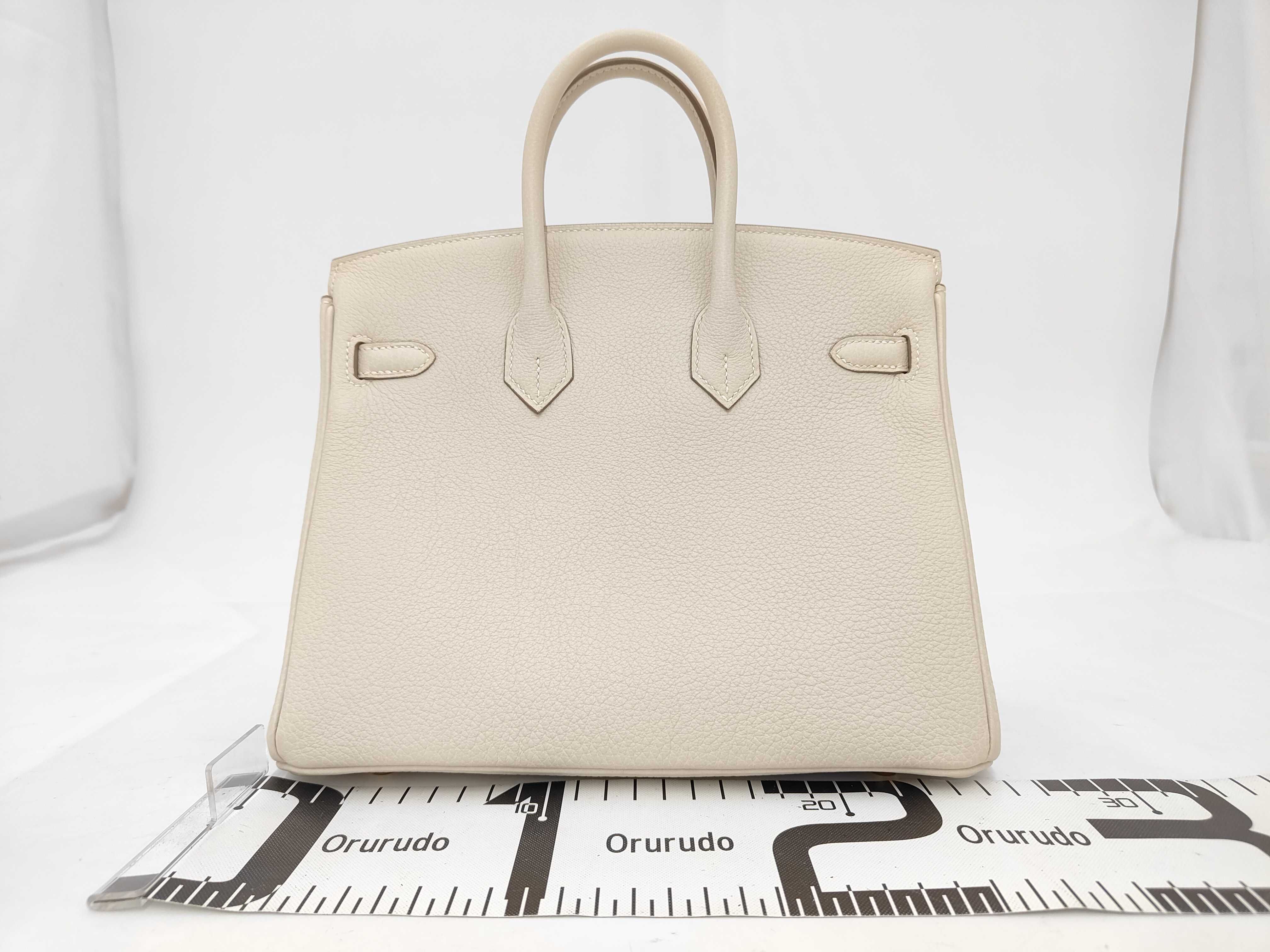 Birkin 25 Togo Leather, Gold Hardware, W Stamp Handbag — view 2