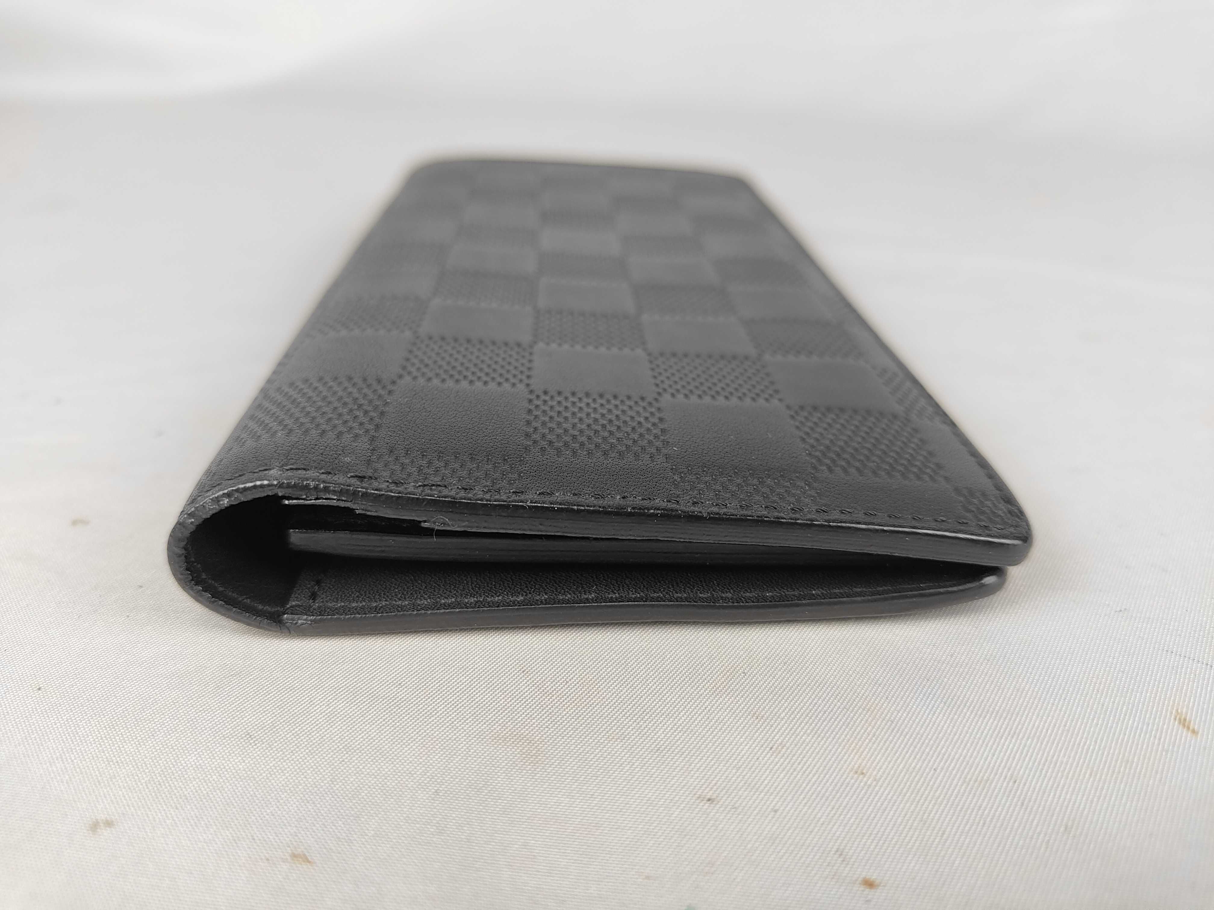 Damier Infini Portefeuille Brazza Wallet — view 4