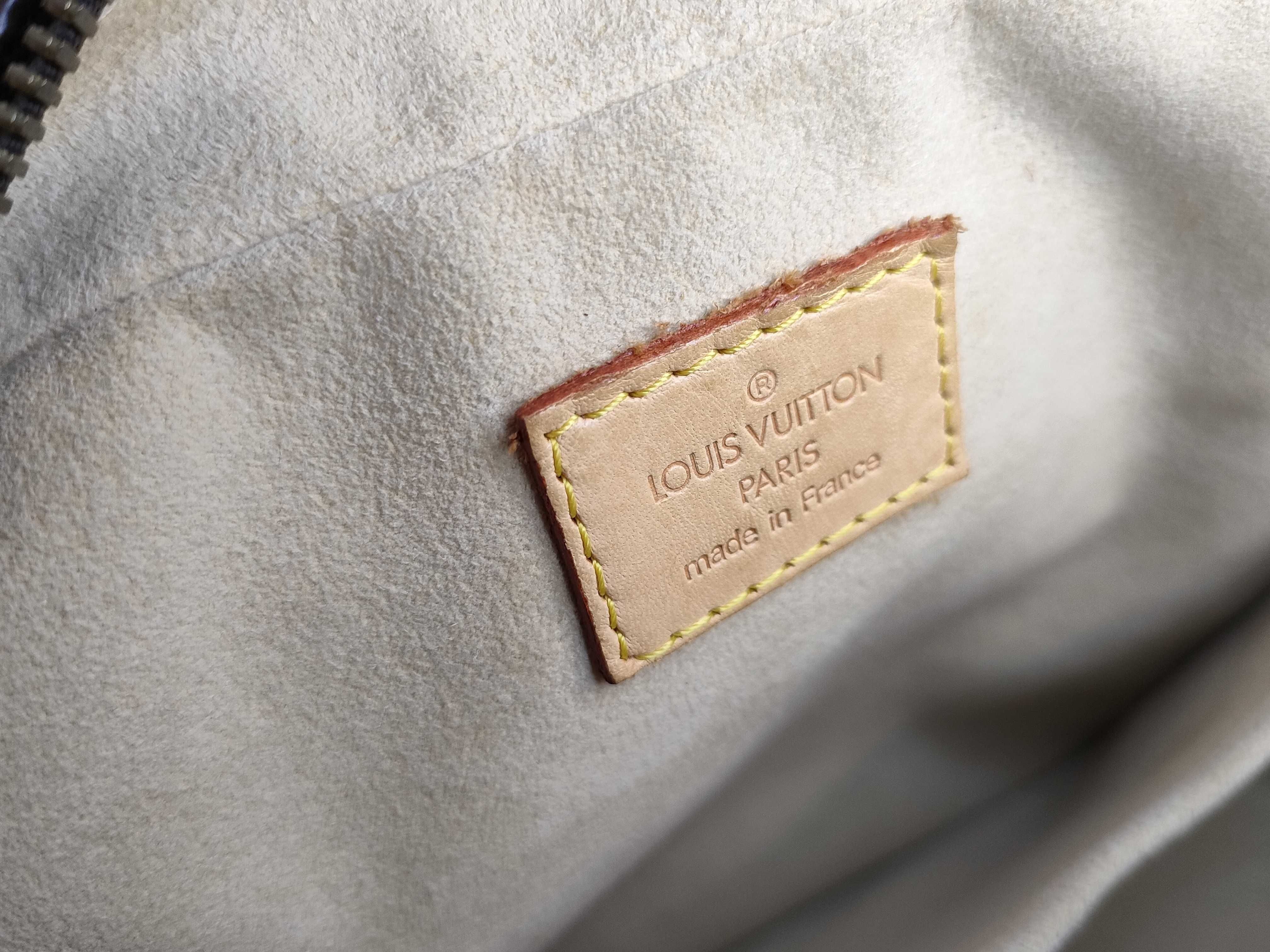Monogram Louis Vuitton Manhattan Handbag (No serial number) — view 12