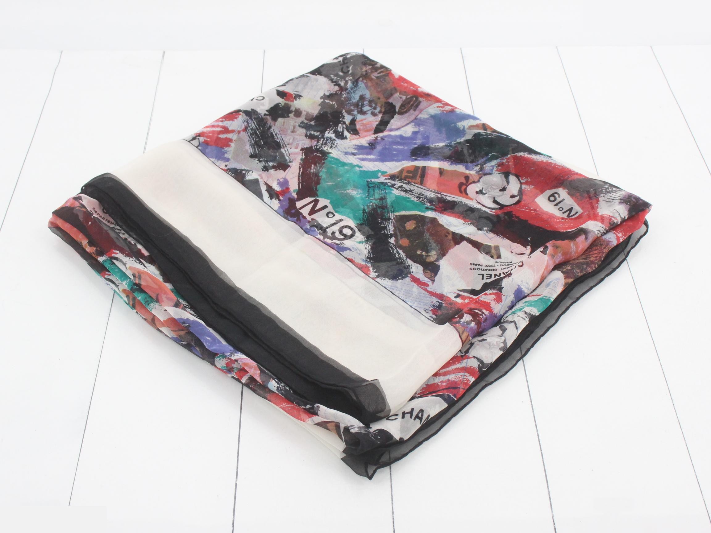 Scarf with tag — view 2