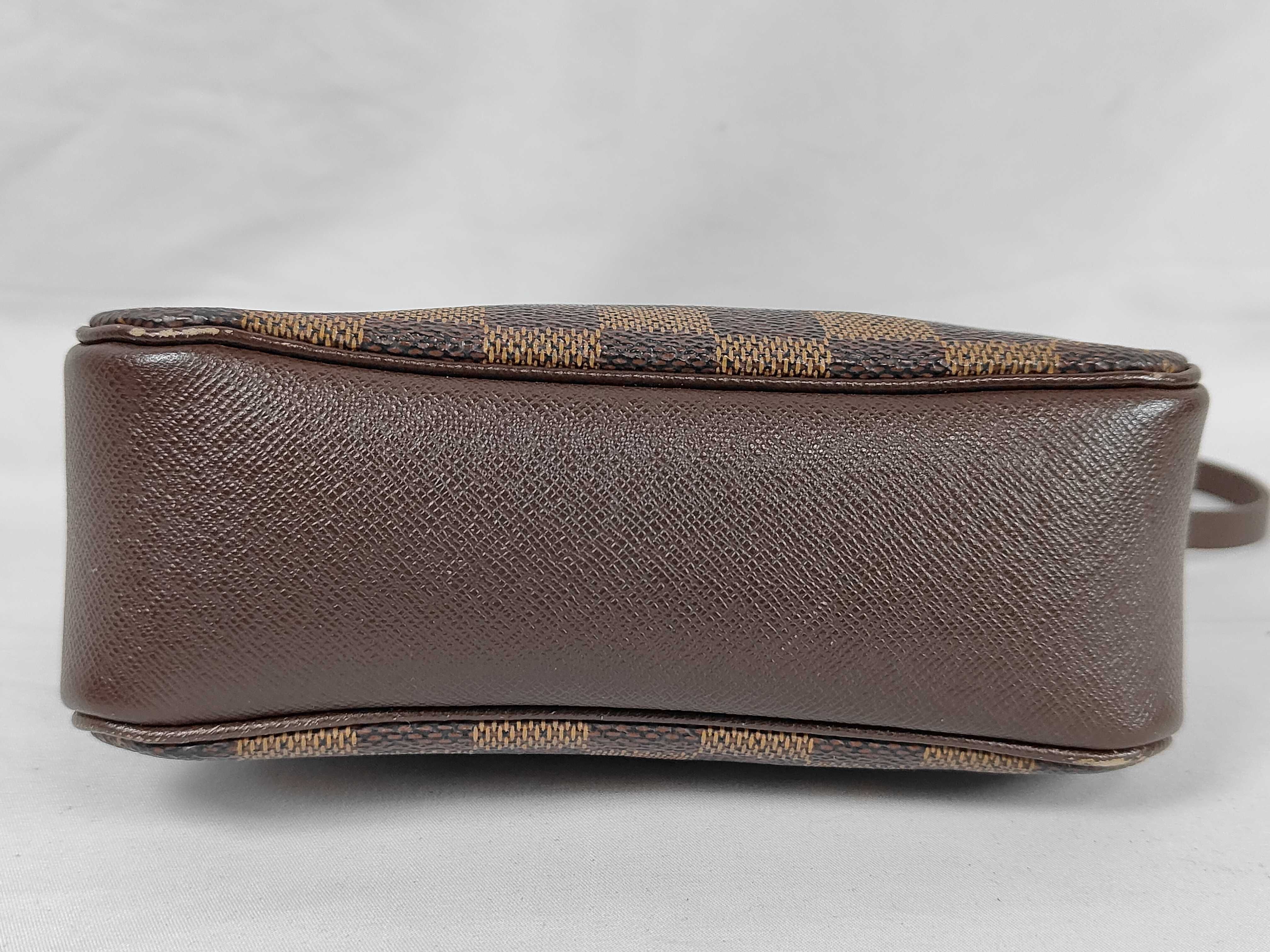 Damier Vuitton Damier Trouse Makeup N51982 Brown SP0043 Shoulder Bag — view 7