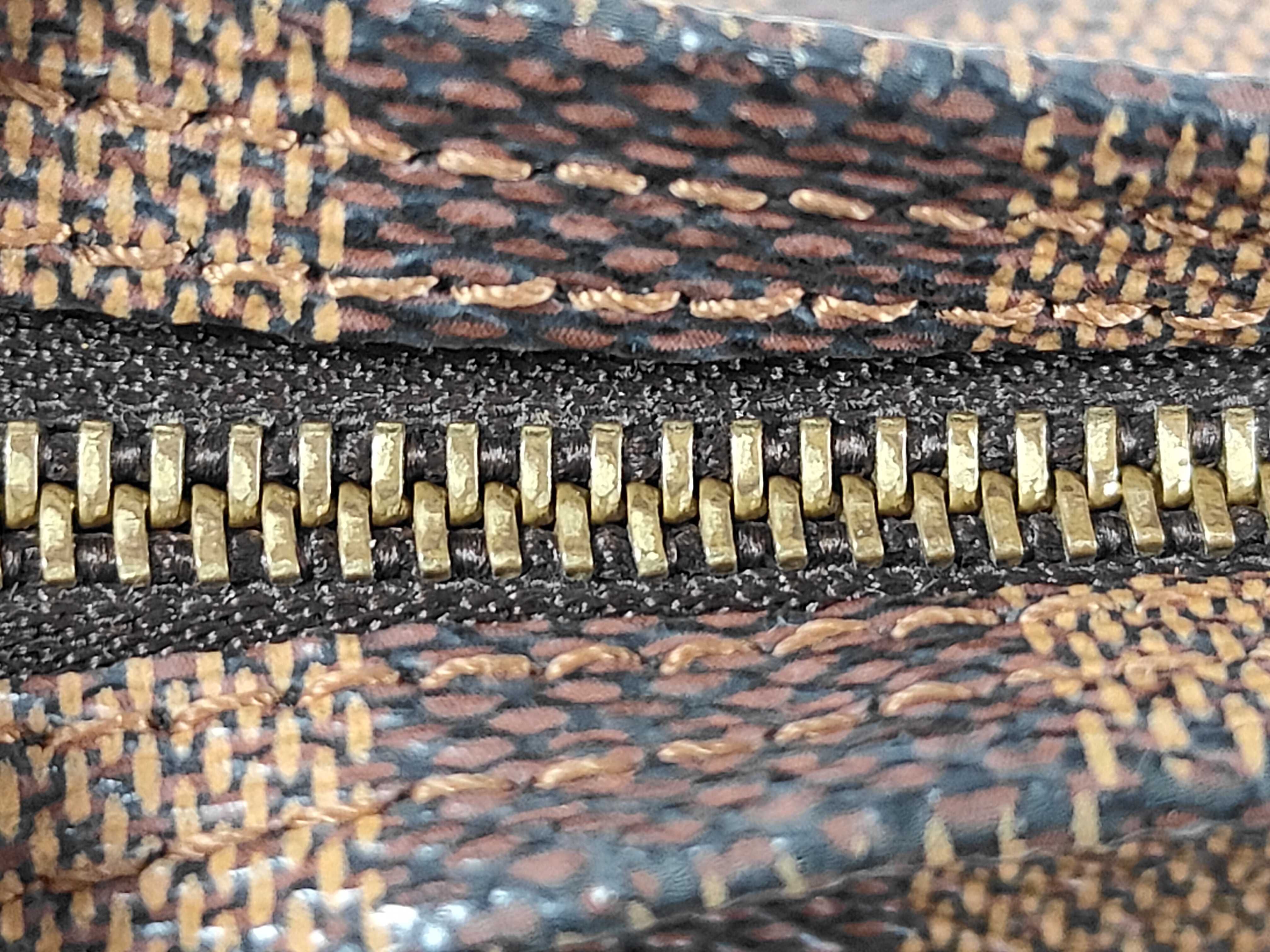 Damier Vuitton Damier Trouse Makeup N51982 Brown SP0043 Shoulder Bag — view 8