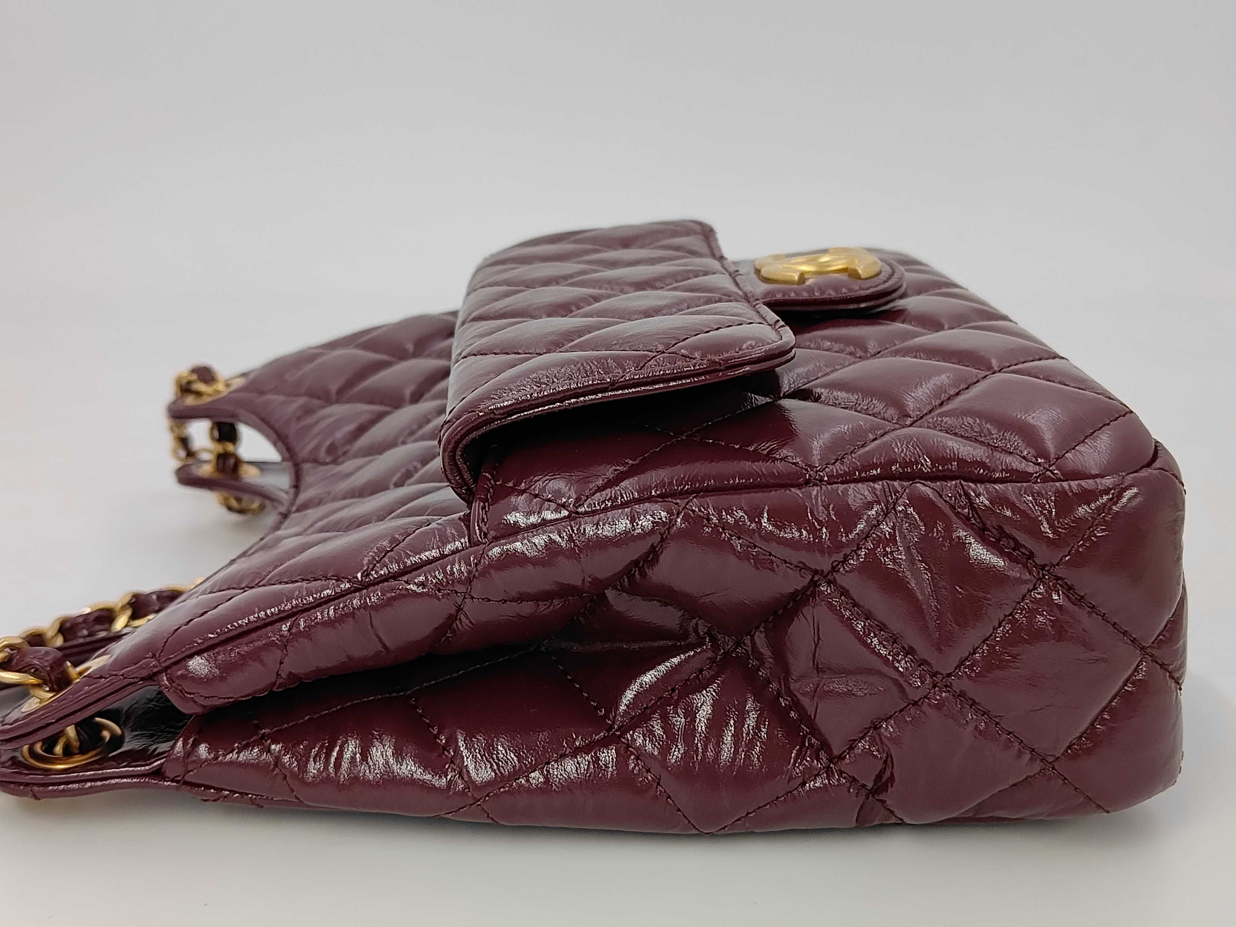 Mat Shiny Hobo Bag Shoulder Bag — view 12