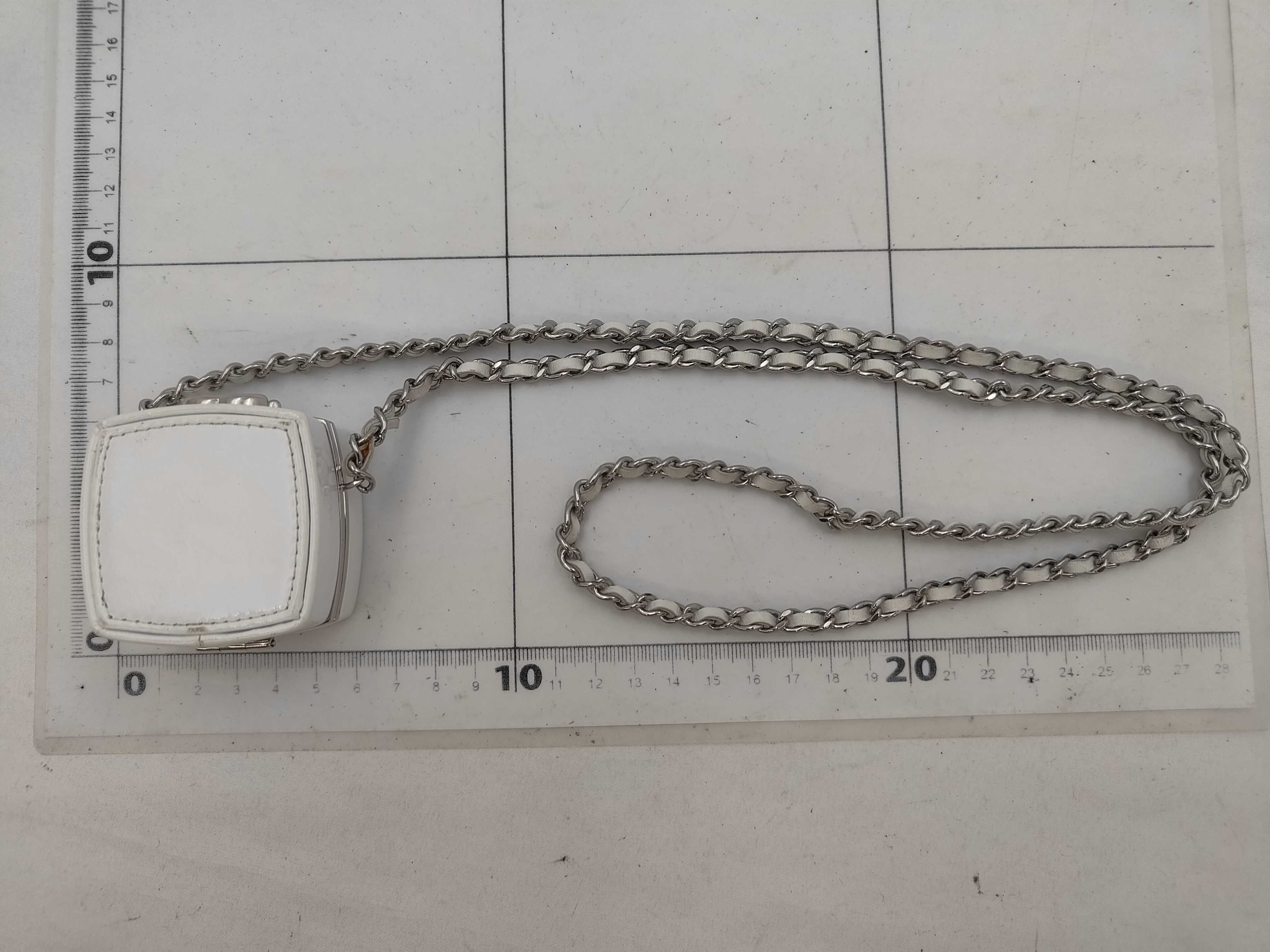 2021-2022 CC Mark Mirror Necklace/FF16385/WS16385 Other Accessories — view 2