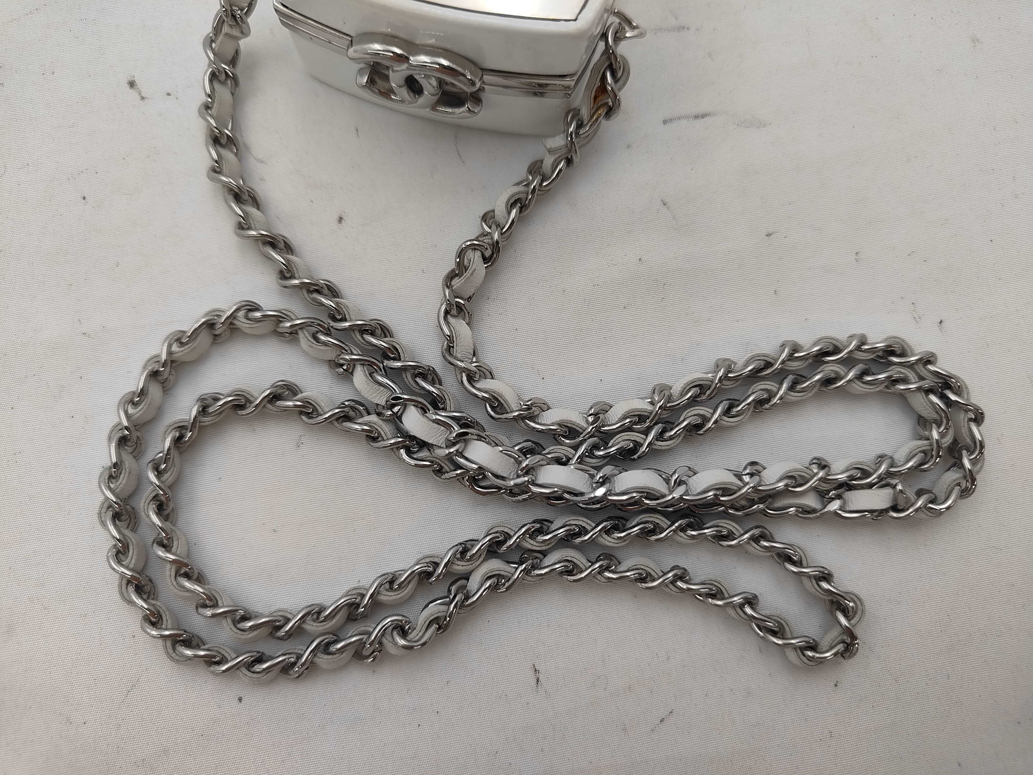 2021-2022 CC Mark Mirror Necklace/FF16385/WS16385 Other Accessories — view 3