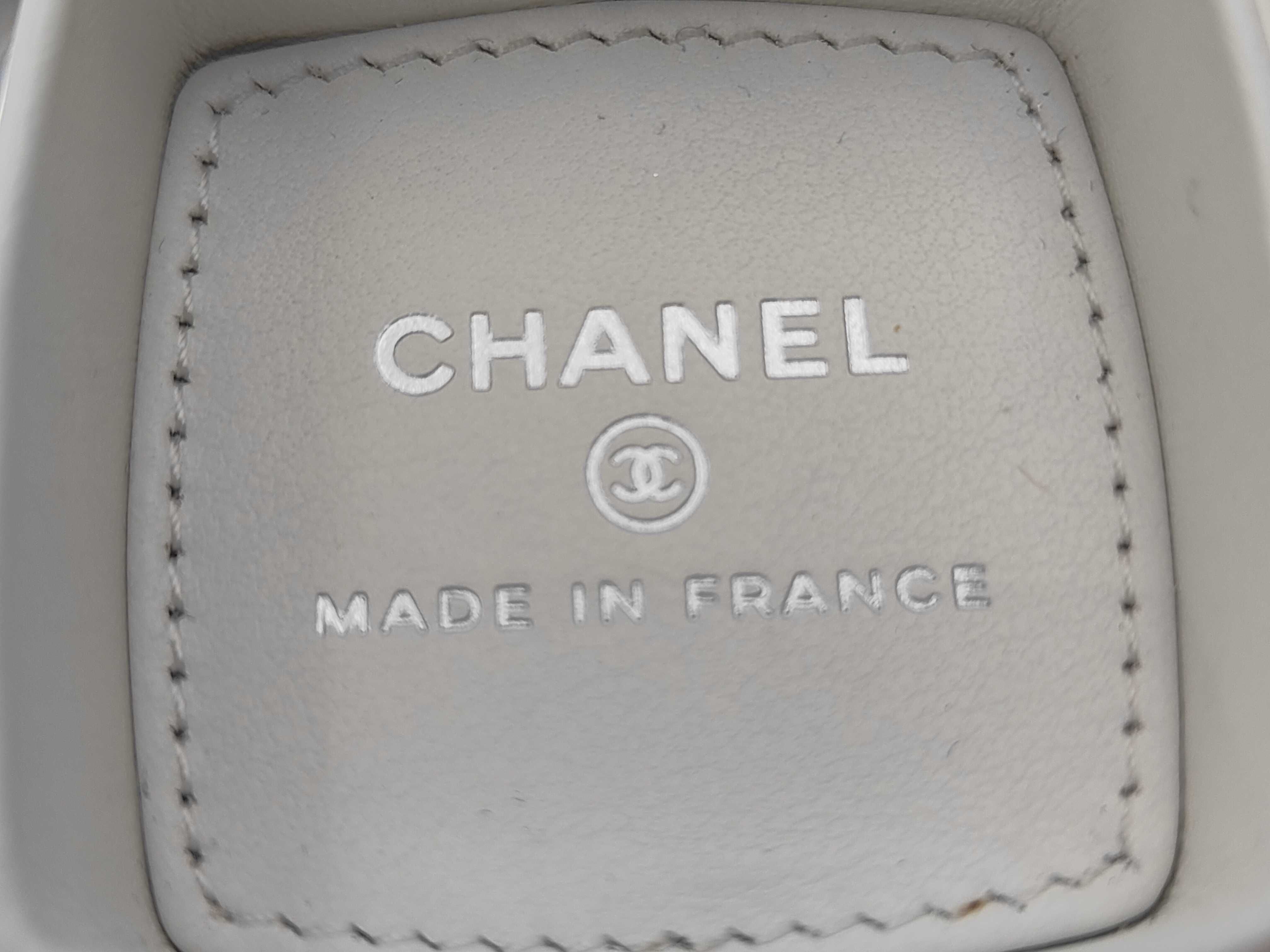 2021-2022 CC Mark Mirror Necklace/FF16385/WS16385 Other Accessories — view 9
