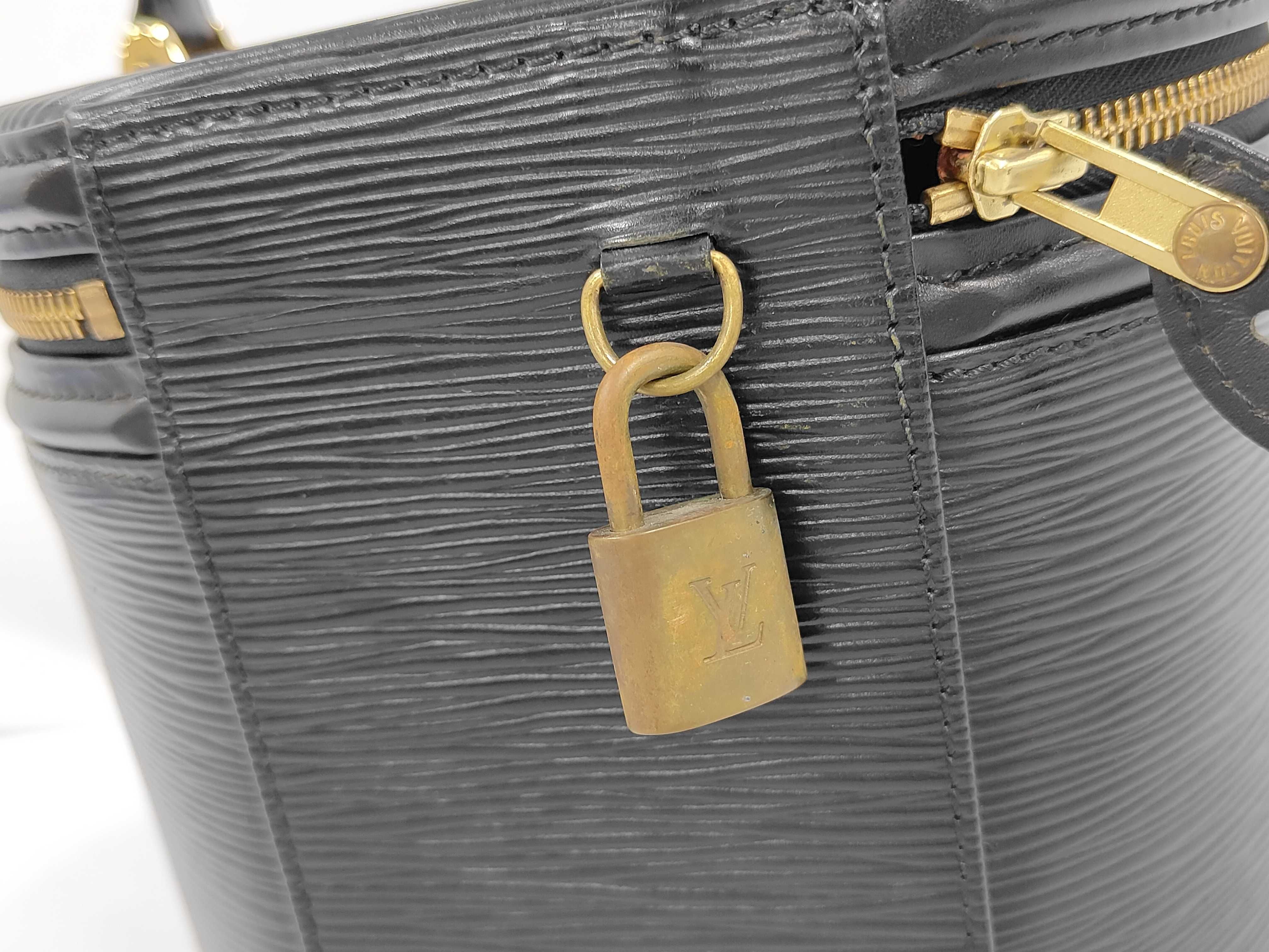 Epi Cannes M48032 AS0975 Handbag — view 3