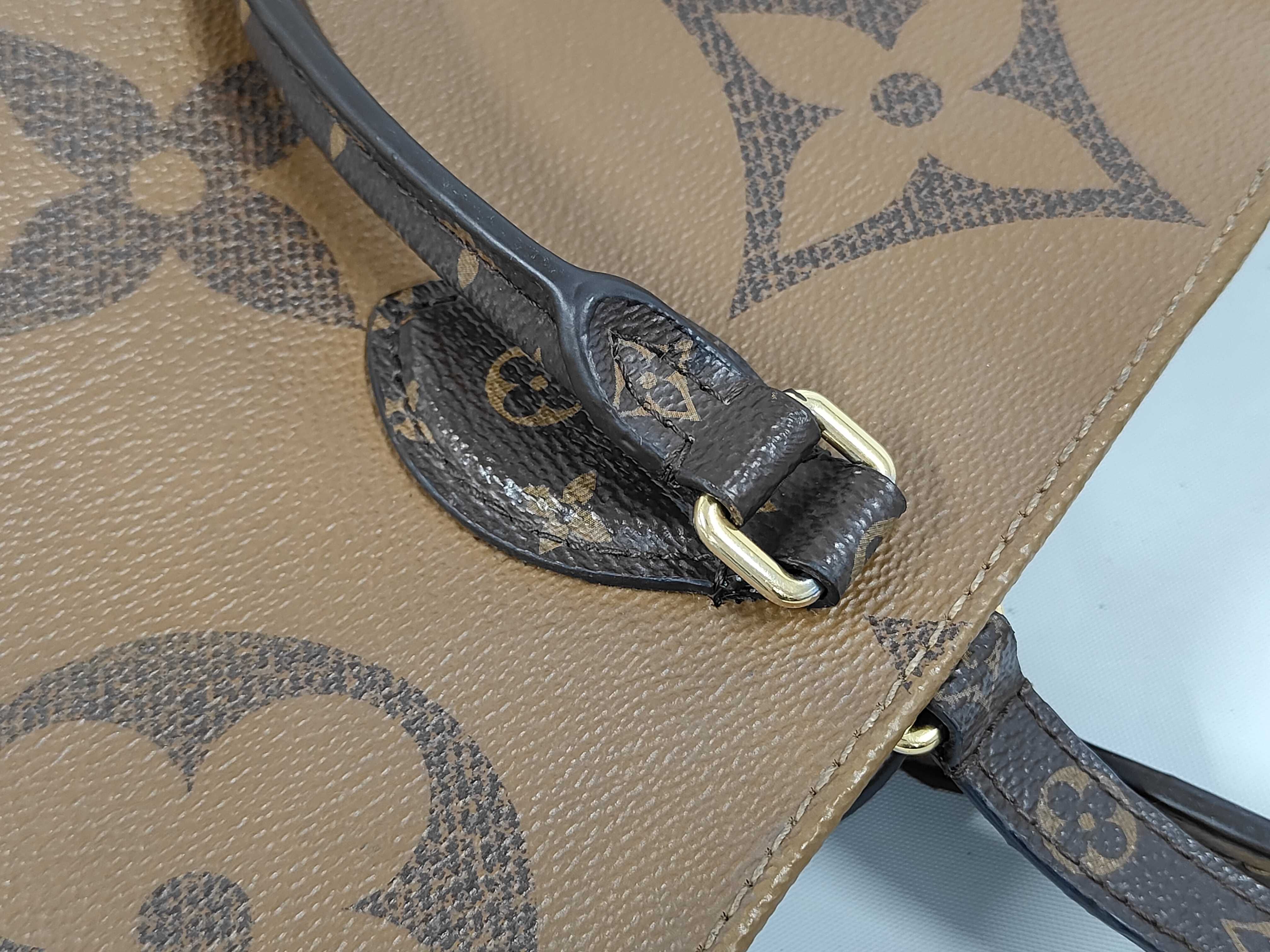 Monogram Giant Reverse OnTheGo GM 2-Way Tote Bag — view 6