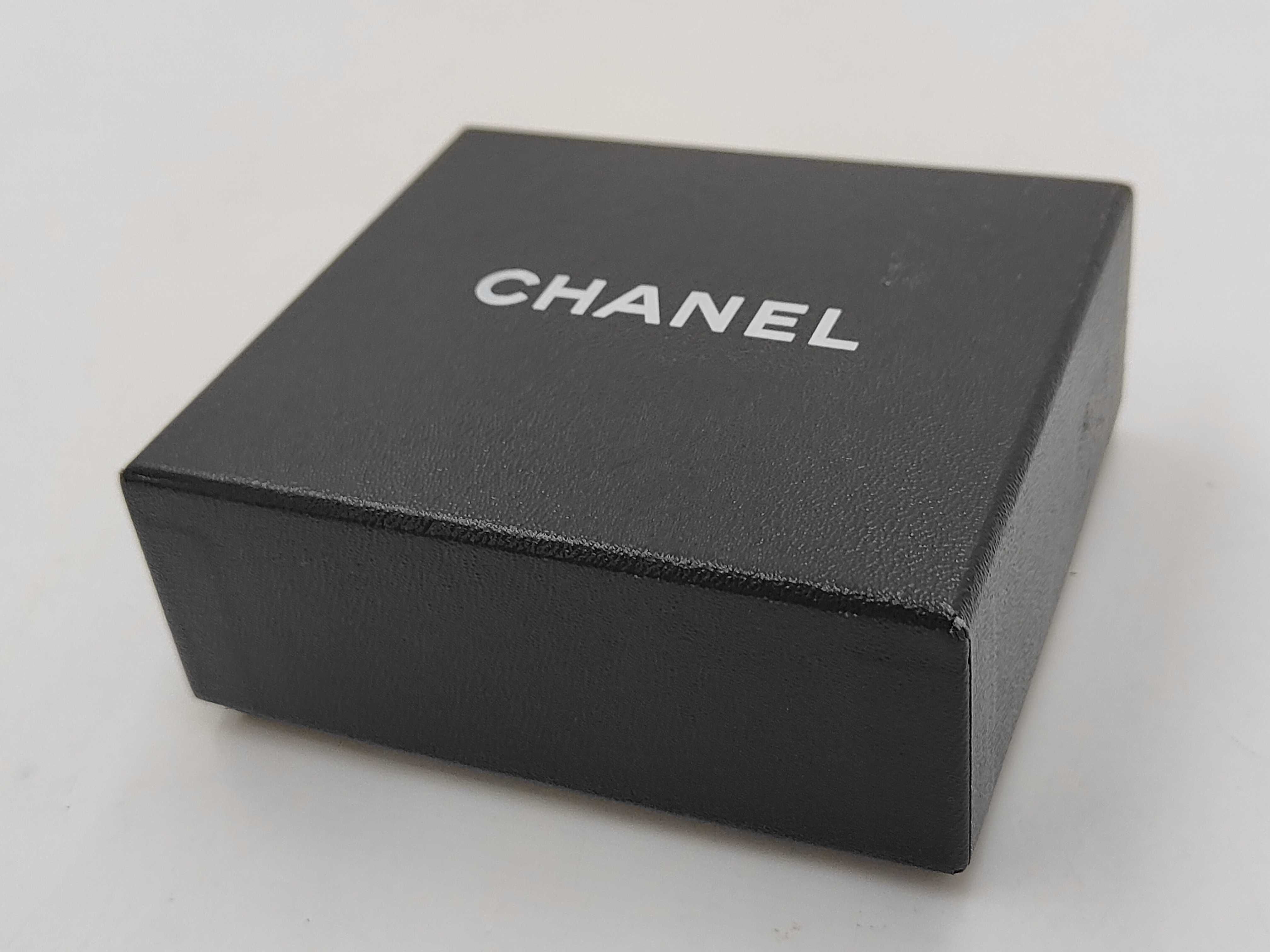 Chain Pouch, Calfskin, with Seal — view 11