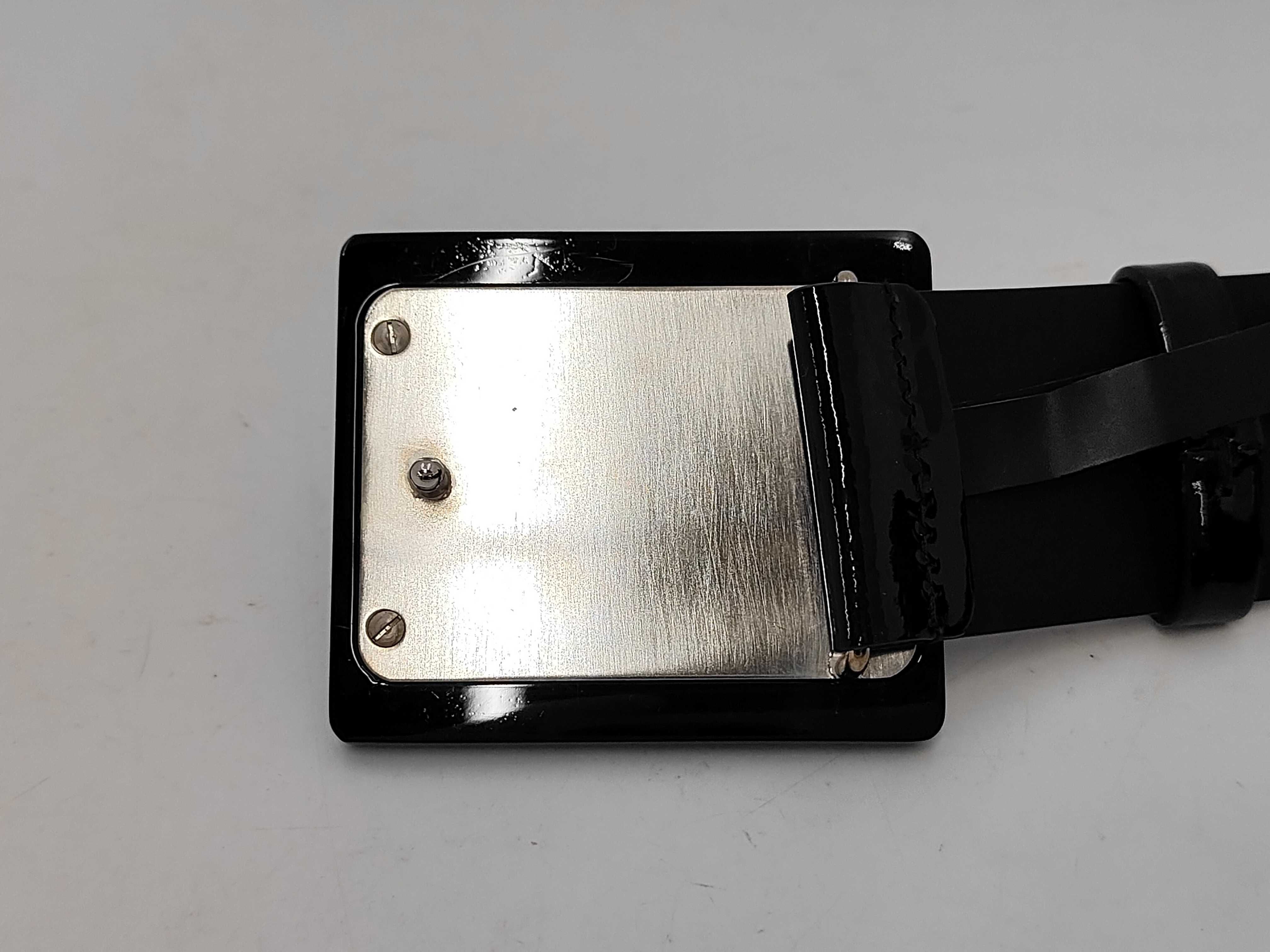 belt — view 4