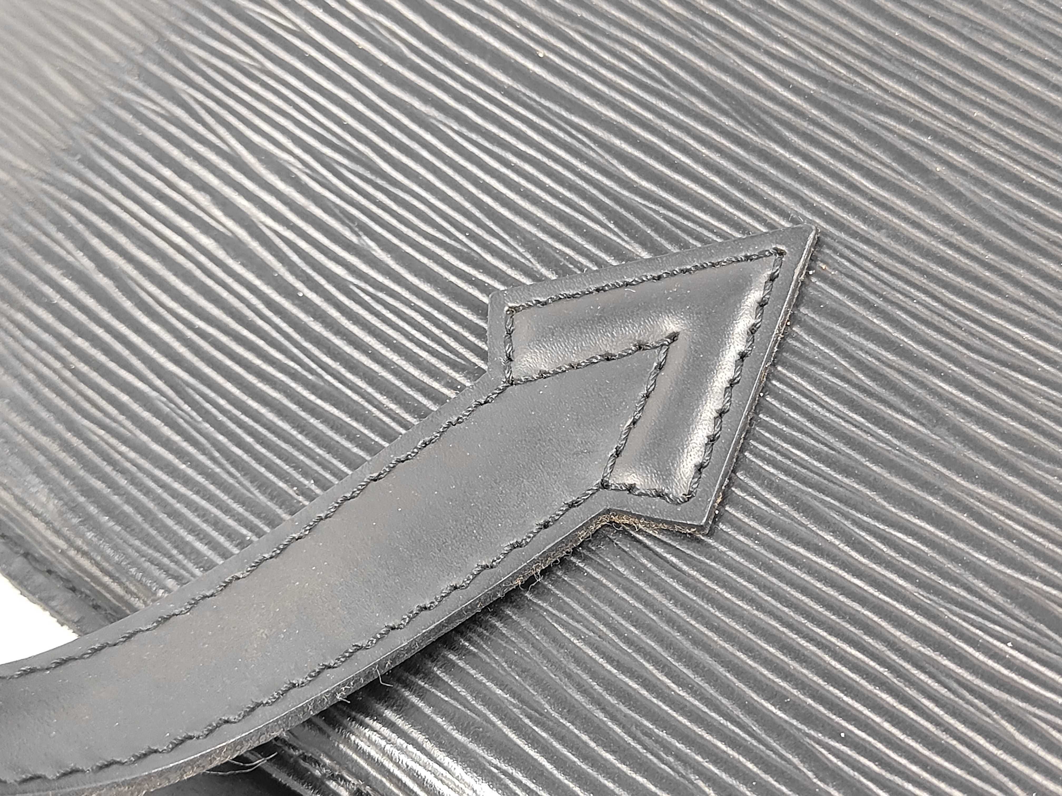 Epi Saint Jacques PM Shoulder Bag — view 6