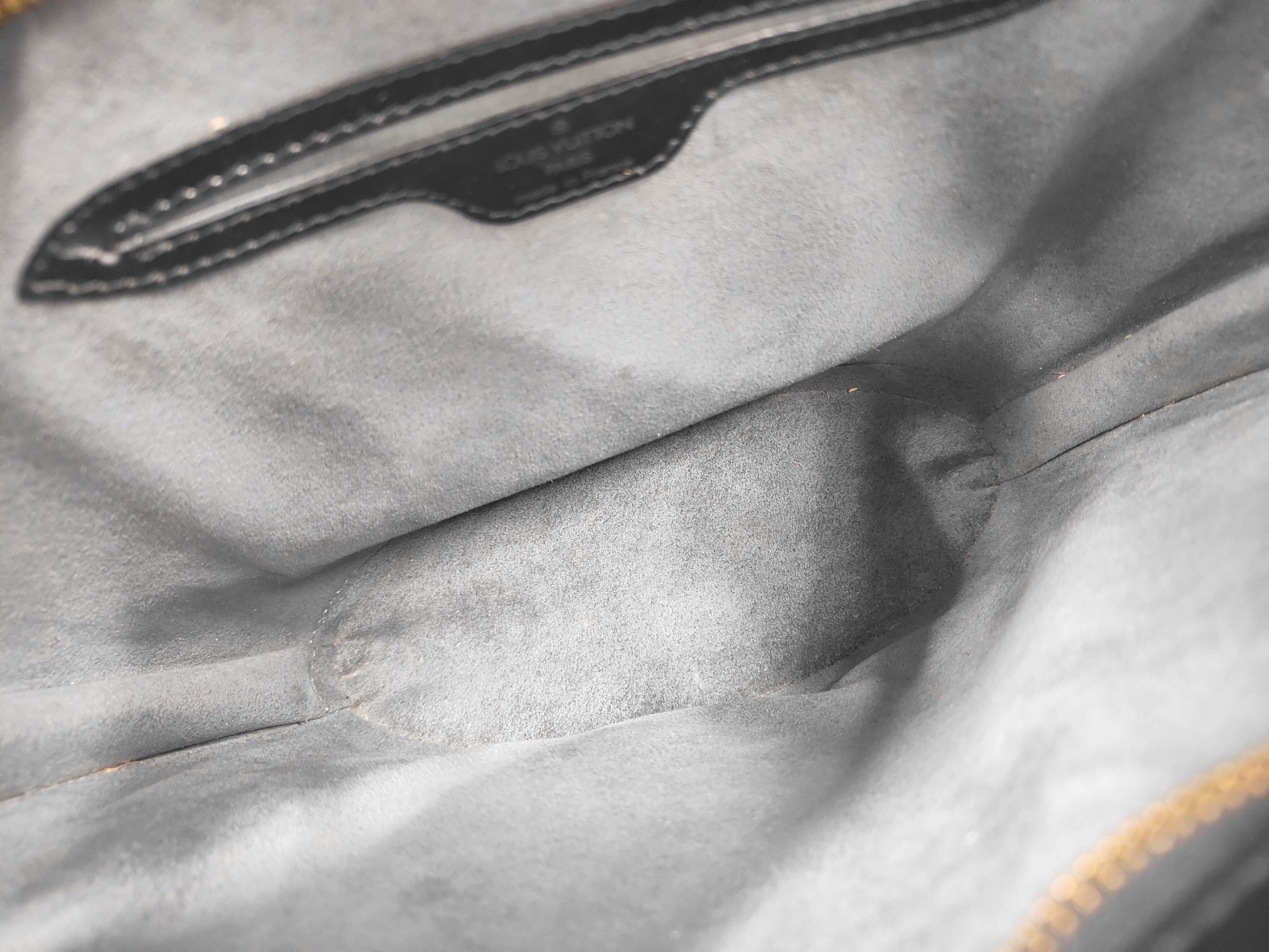 Epi Saint Jacques PM Shoulder Bag — view 7