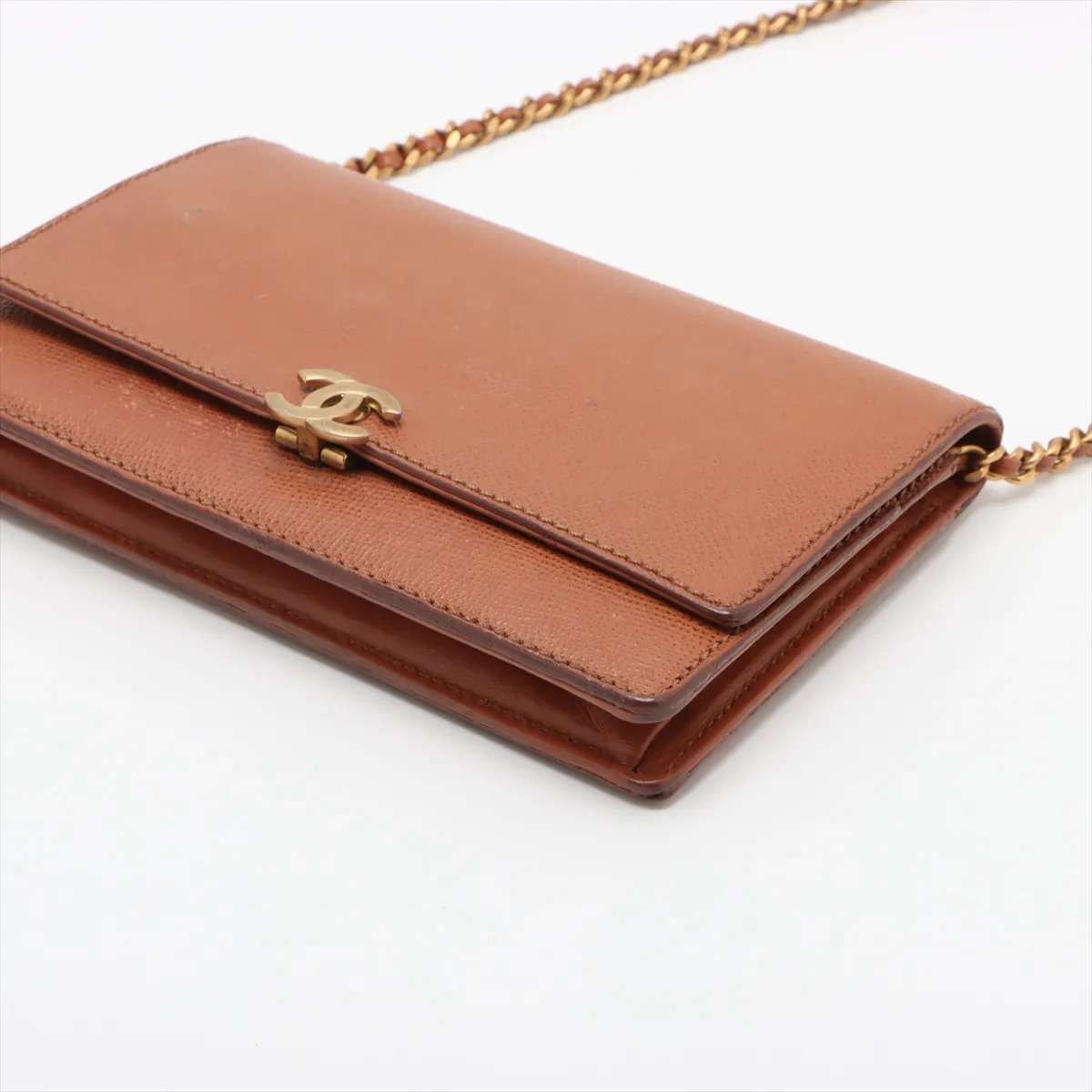 Cocomark Leather Chain Wallet Brown Gold Hardware No Pull Leather — view 3