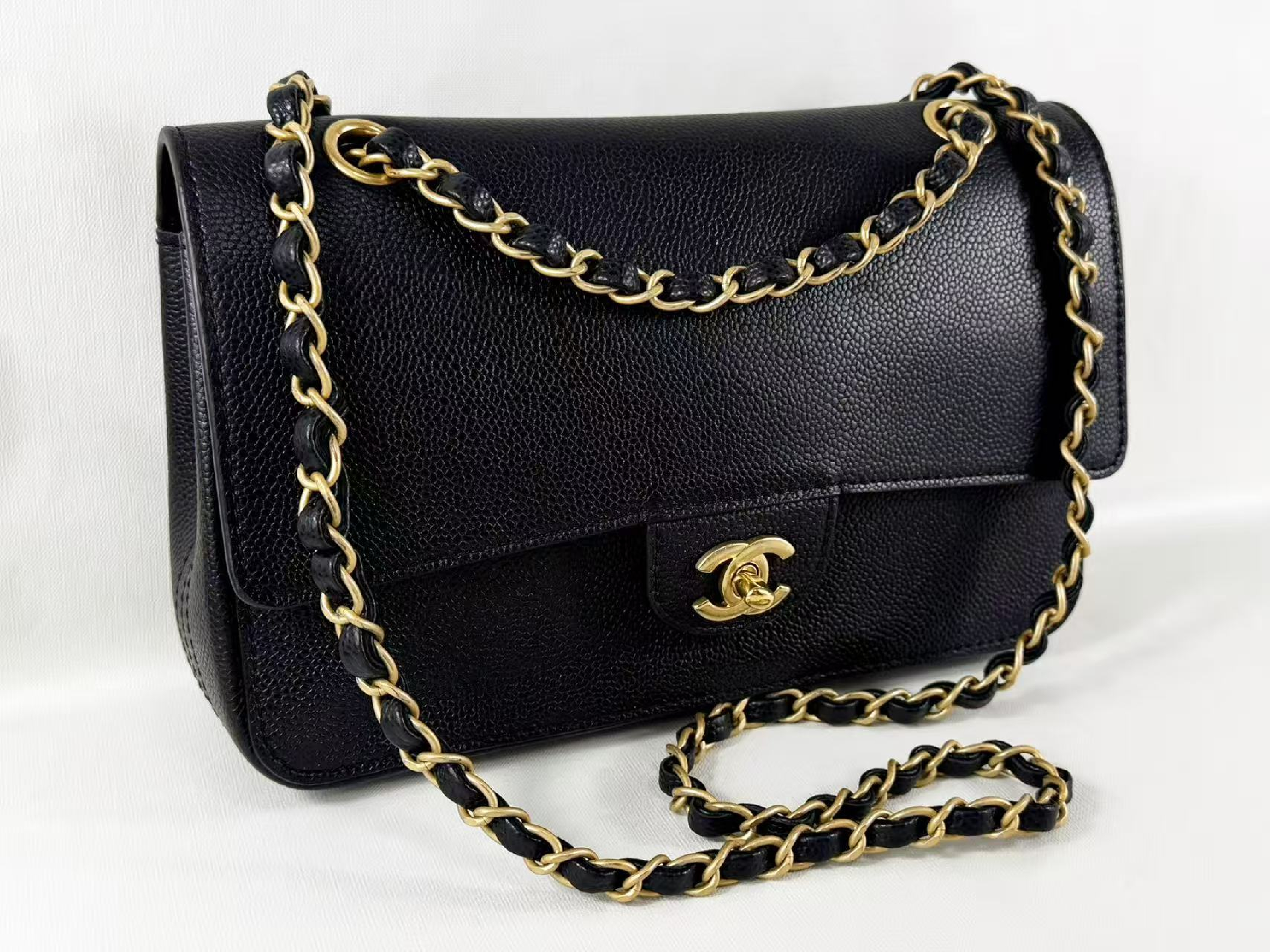Black Caviar Skin Tanlock Double Flap Shoulder Bag, W25/H15/D6cm (approx.), Serial Number , Vintage Gold Hardware, with Dust Bag and Sticker. (Item No. 23961419) — view 2