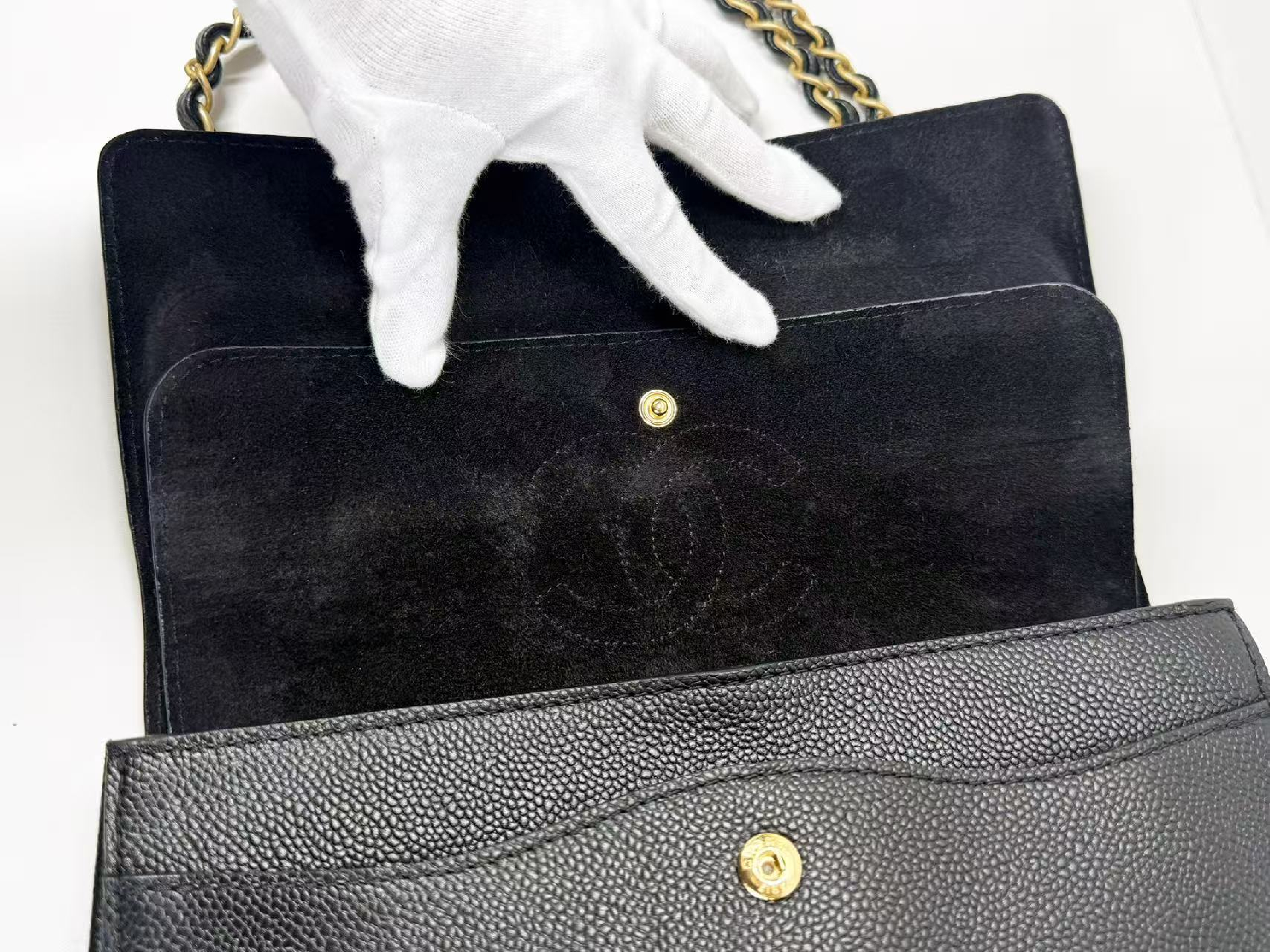 Black Caviar Skin Tanlock Double Flap Shoulder Bag, W25/H15/D6cm (approx.), Serial Number , Vintage Gold Hardware, with Dust Bag and Sticker. (Item No. 23961419) — view 13
