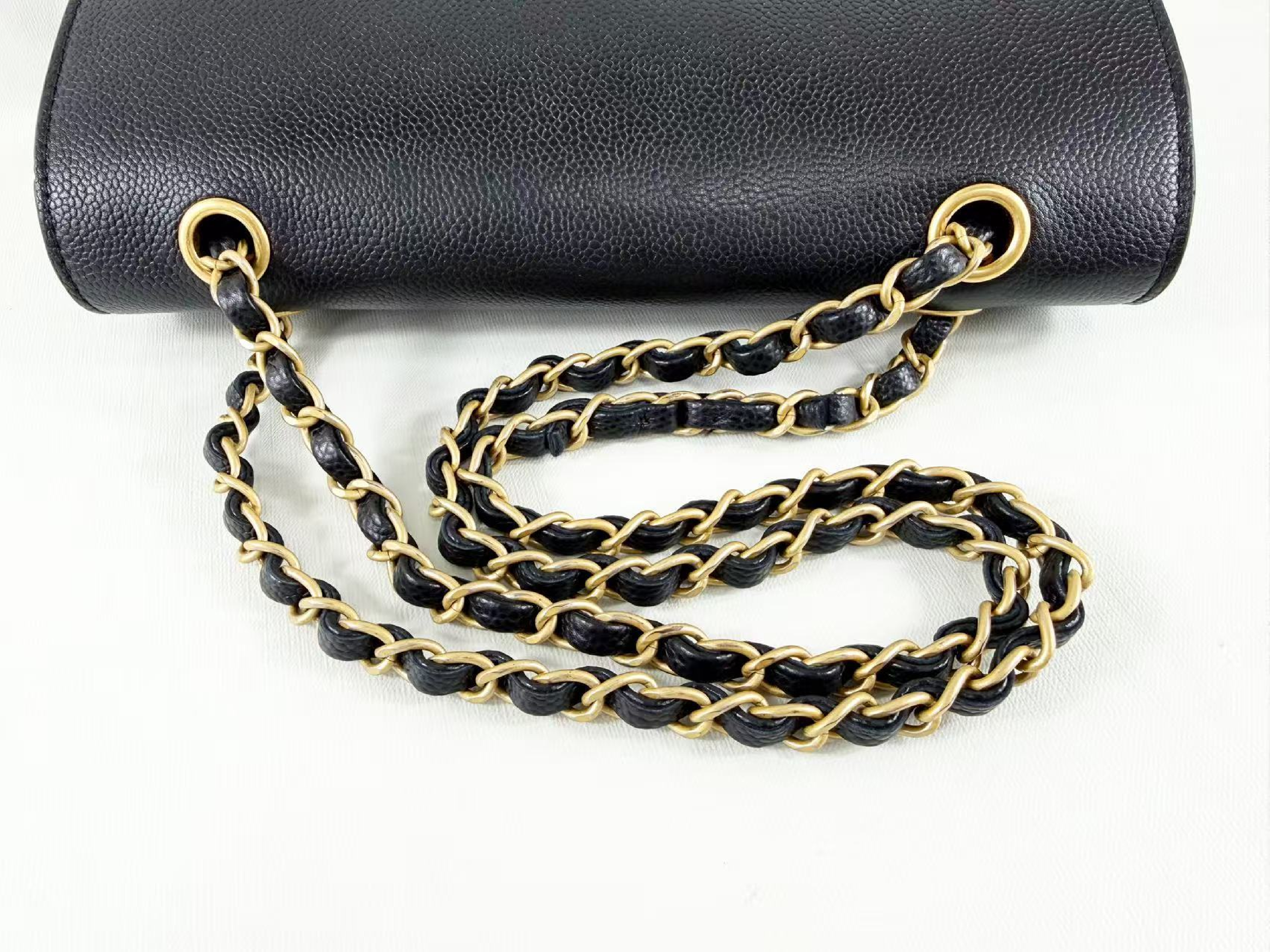Black Caviar Skin Tanlock Double Flap Shoulder Bag, W25/H15/D6cm (approx.), Serial Number , Vintage Gold Hardware, with Dust Bag and Sticker. (Item No. 23961419) — view 7