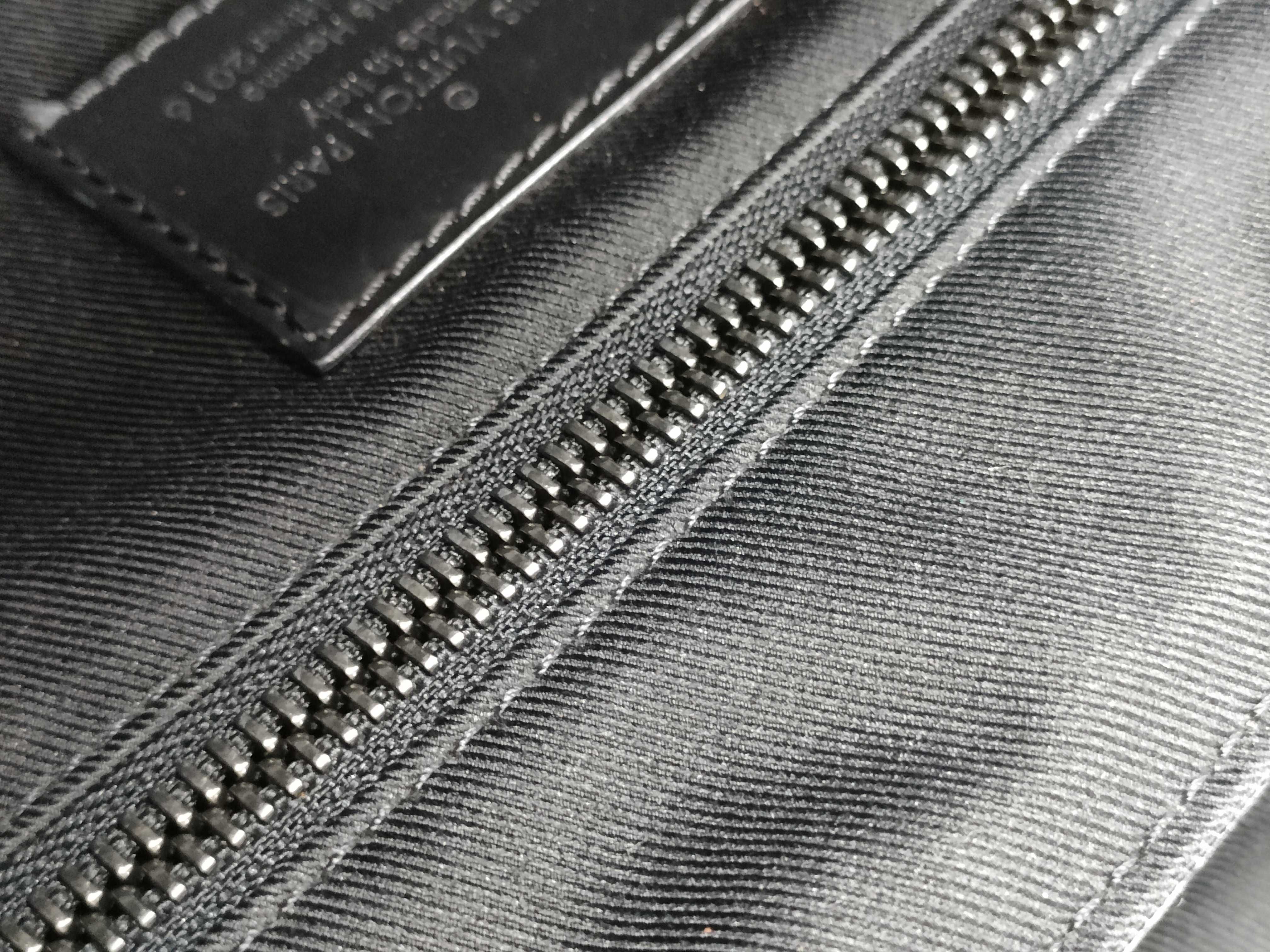 LV Monogram Eclipse Messenger Voyage MM M40510 FO4146 Shoulder Bag — view 11