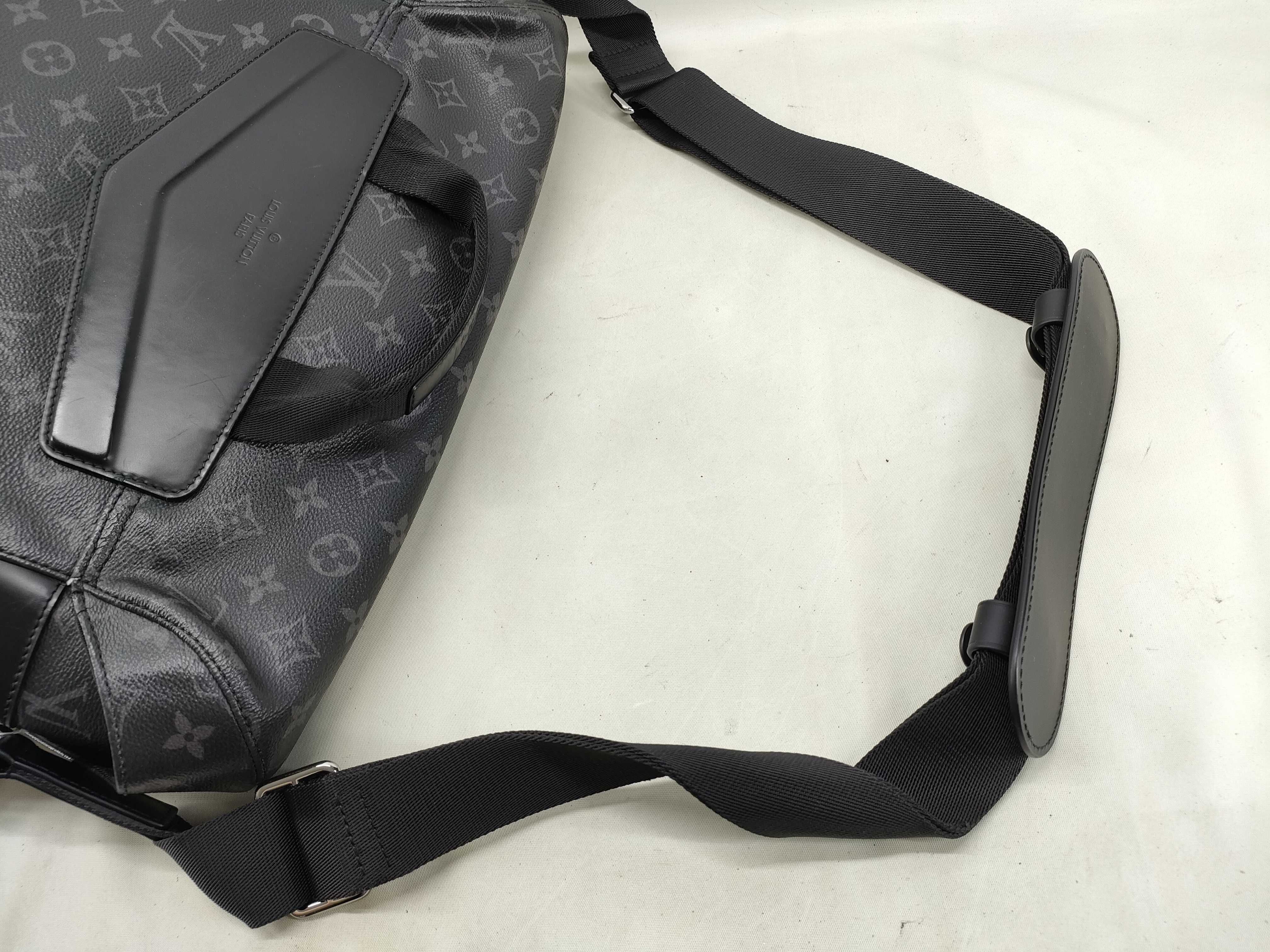LV Monogram Eclipse Messenger Voyage MM M40510 FO4146 Shoulder Bag — view 6