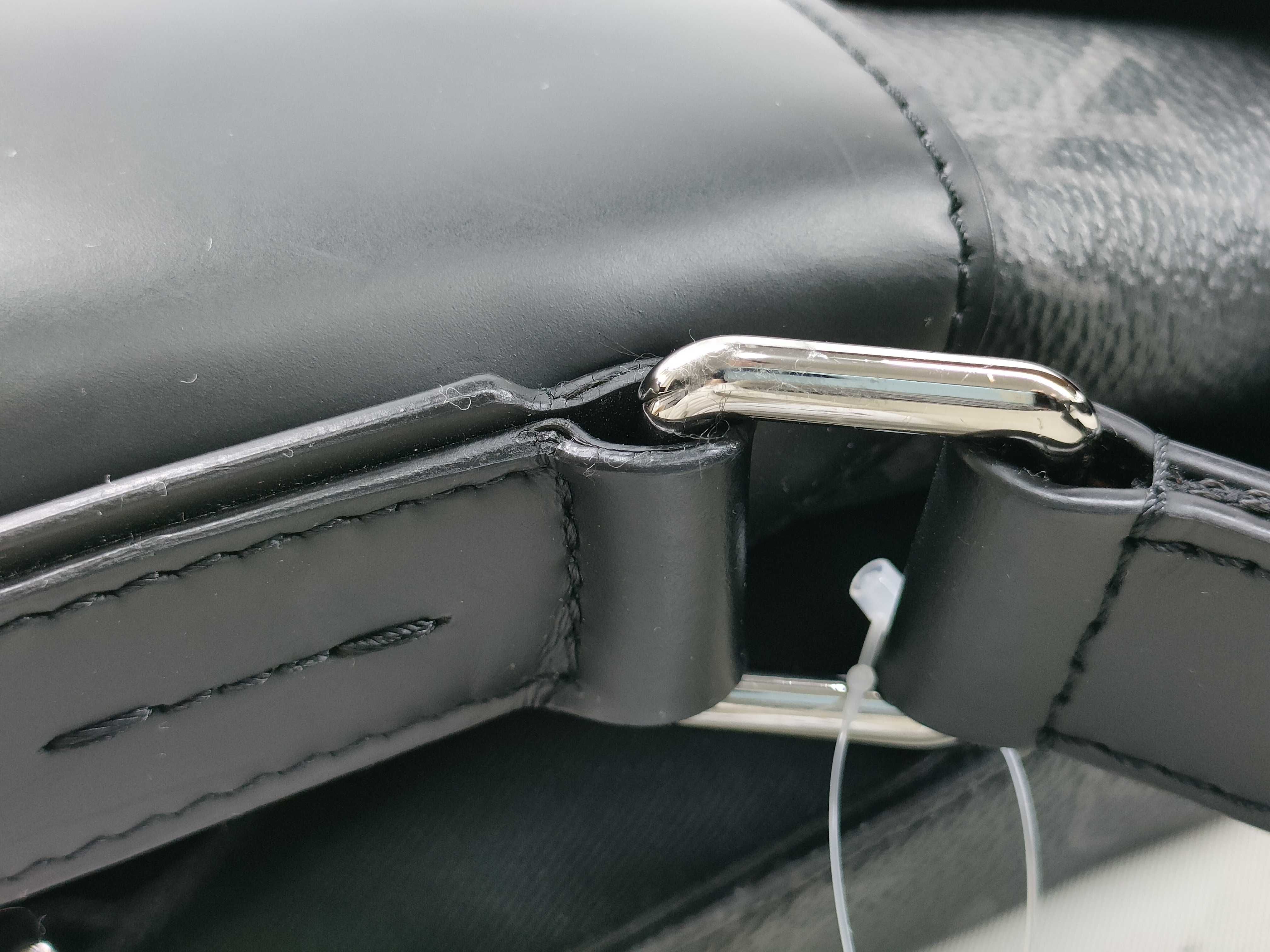LV Monogram Eclipse Messenger Voyage MM M40510 FO4146 Shoulder Bag — view 8