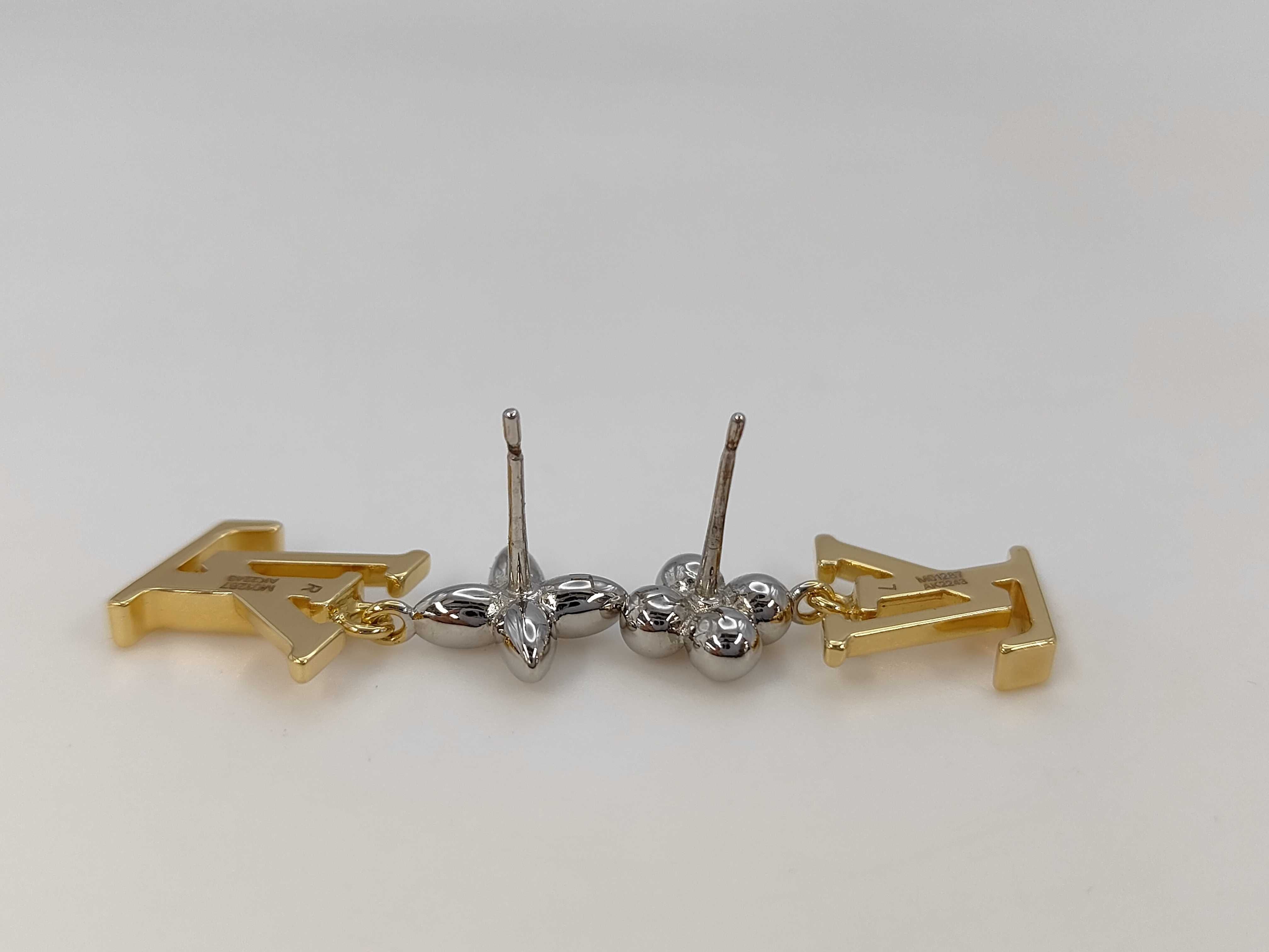LV Iconic Pendant Flower Earrings (with box and dust bag) — view 6
