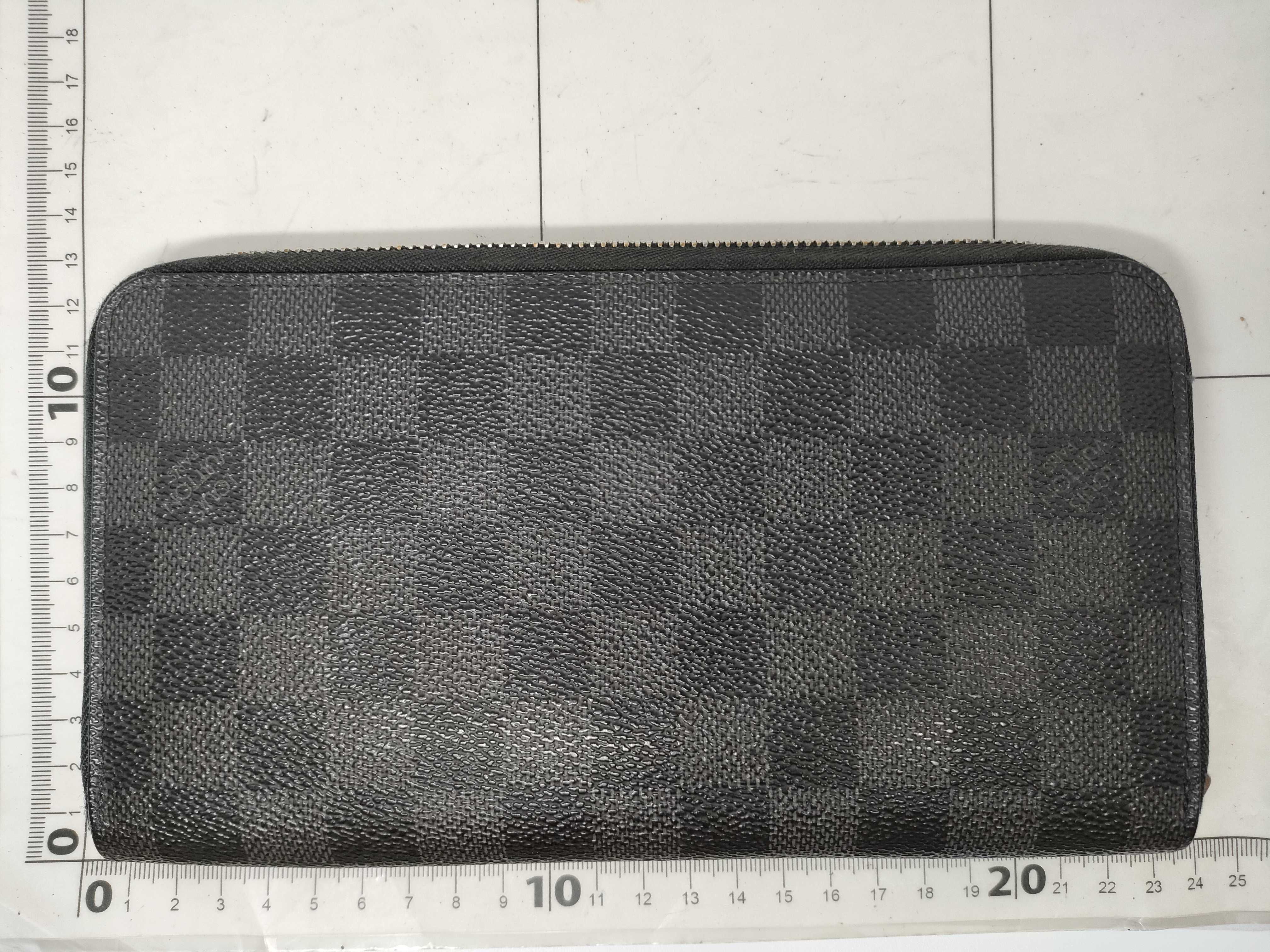 Damier Graphite N63077 Zippy Organizer Wallet — view 2