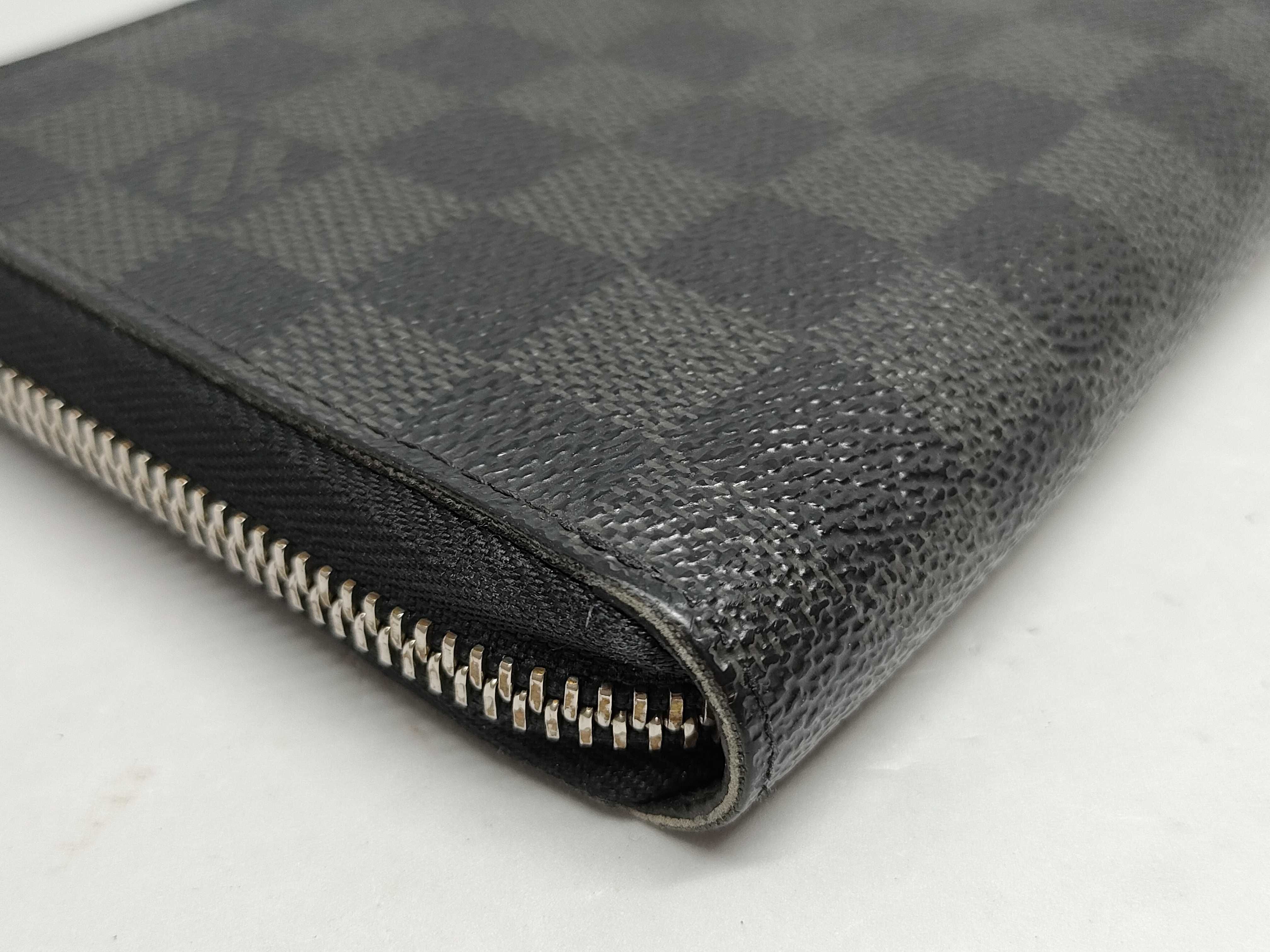 Damier Graphite N63077 Zippy Organizer Wallet — view 3