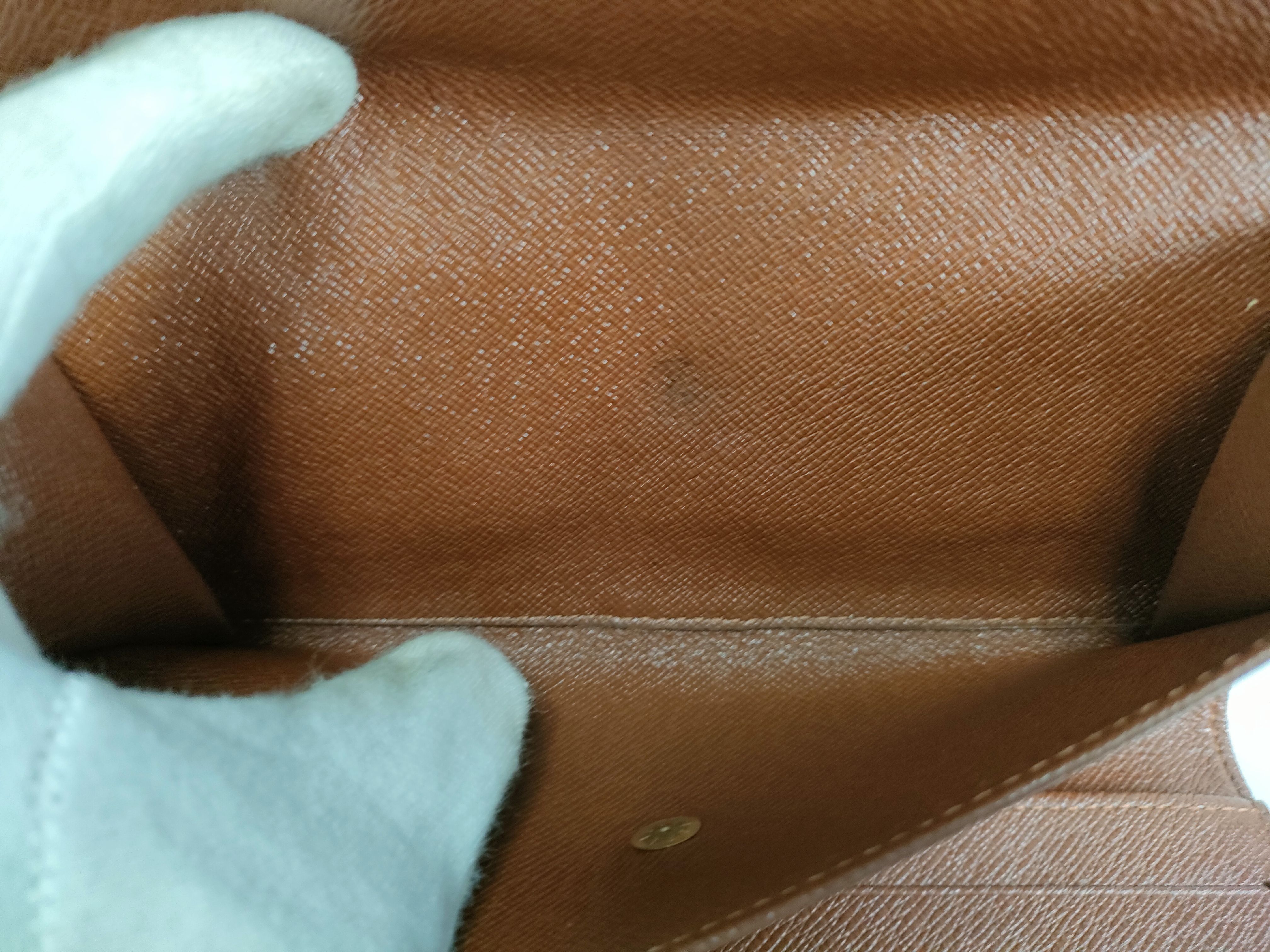 Monogram Portefeuille Tresor International Wallet — view 10