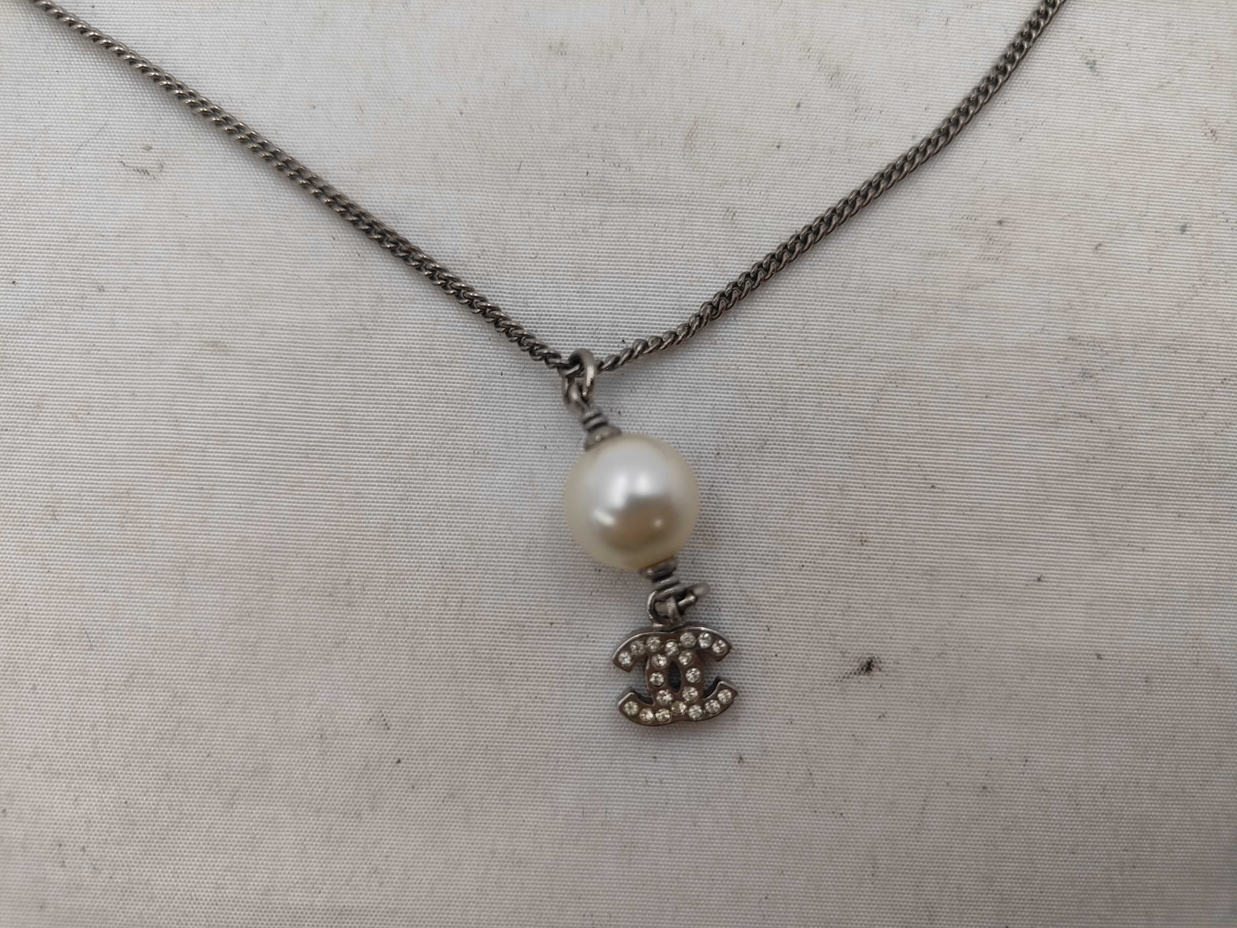 Necklace 07A Coco Mark Rhinestone Pearl Necklace