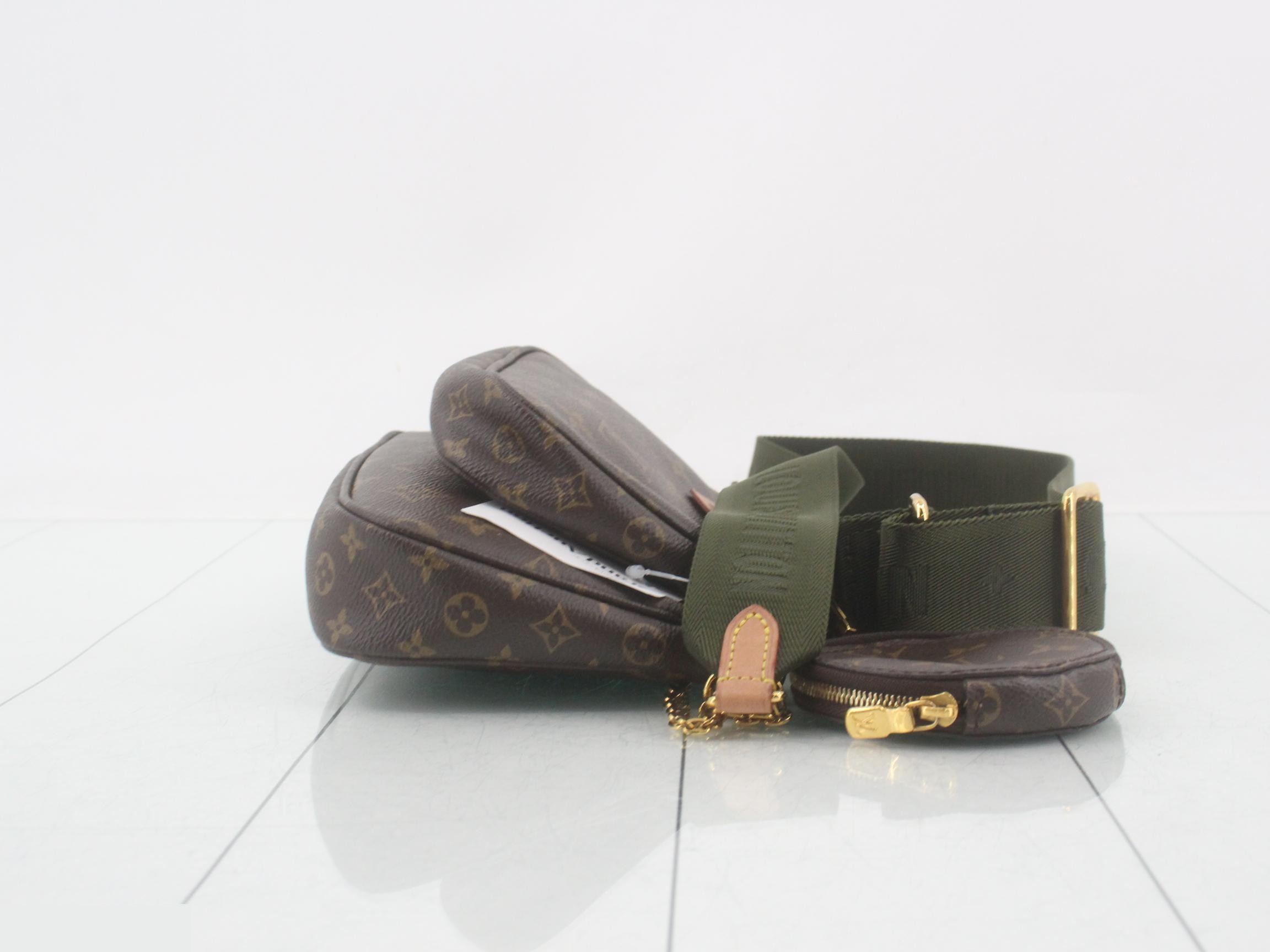 Monogram Multi Pochette Accessoires 2-Way Shoulder Bag — view 3