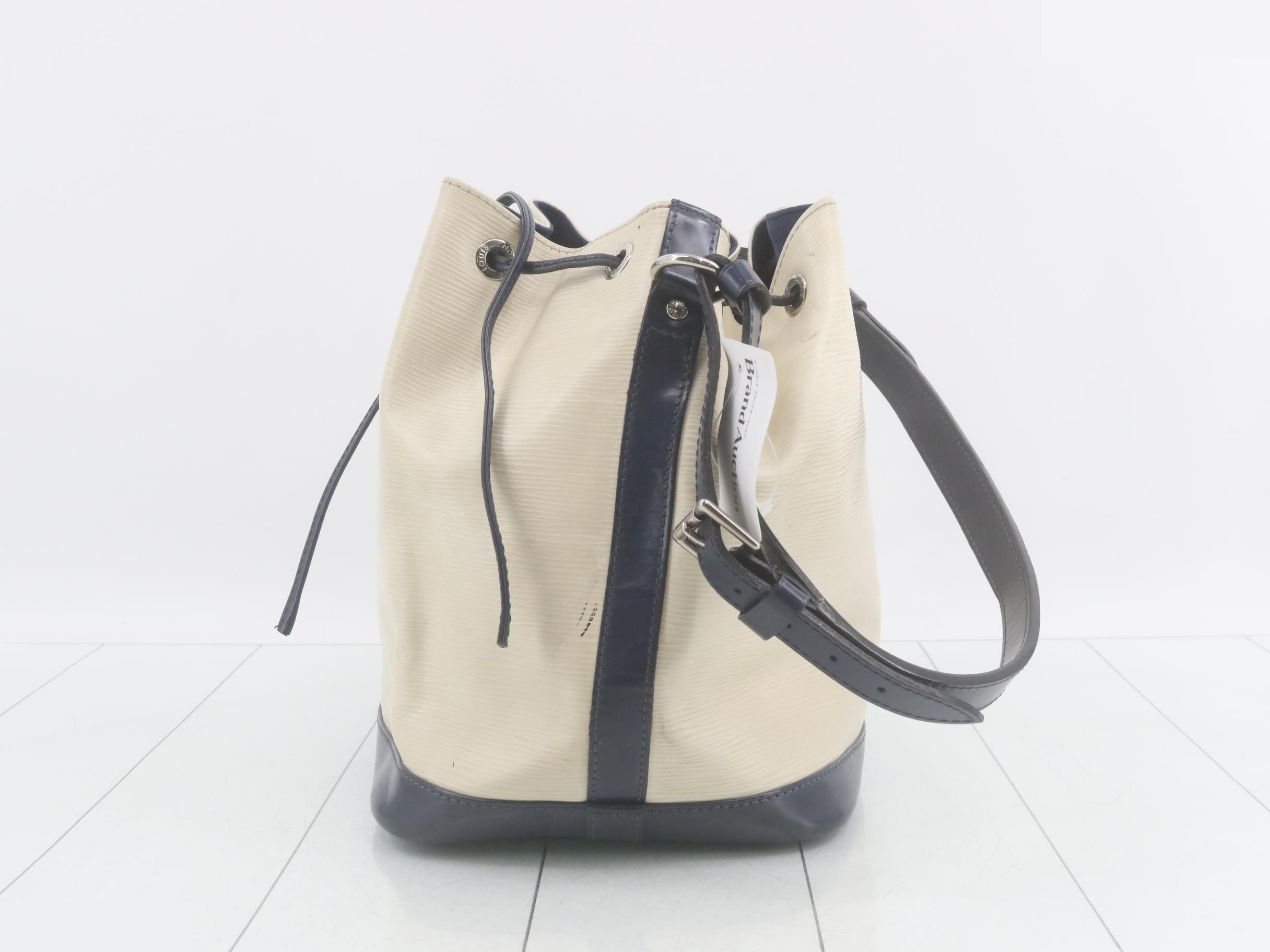 Epi Noe Shoulder Bag, Tassili Yellow — view 3