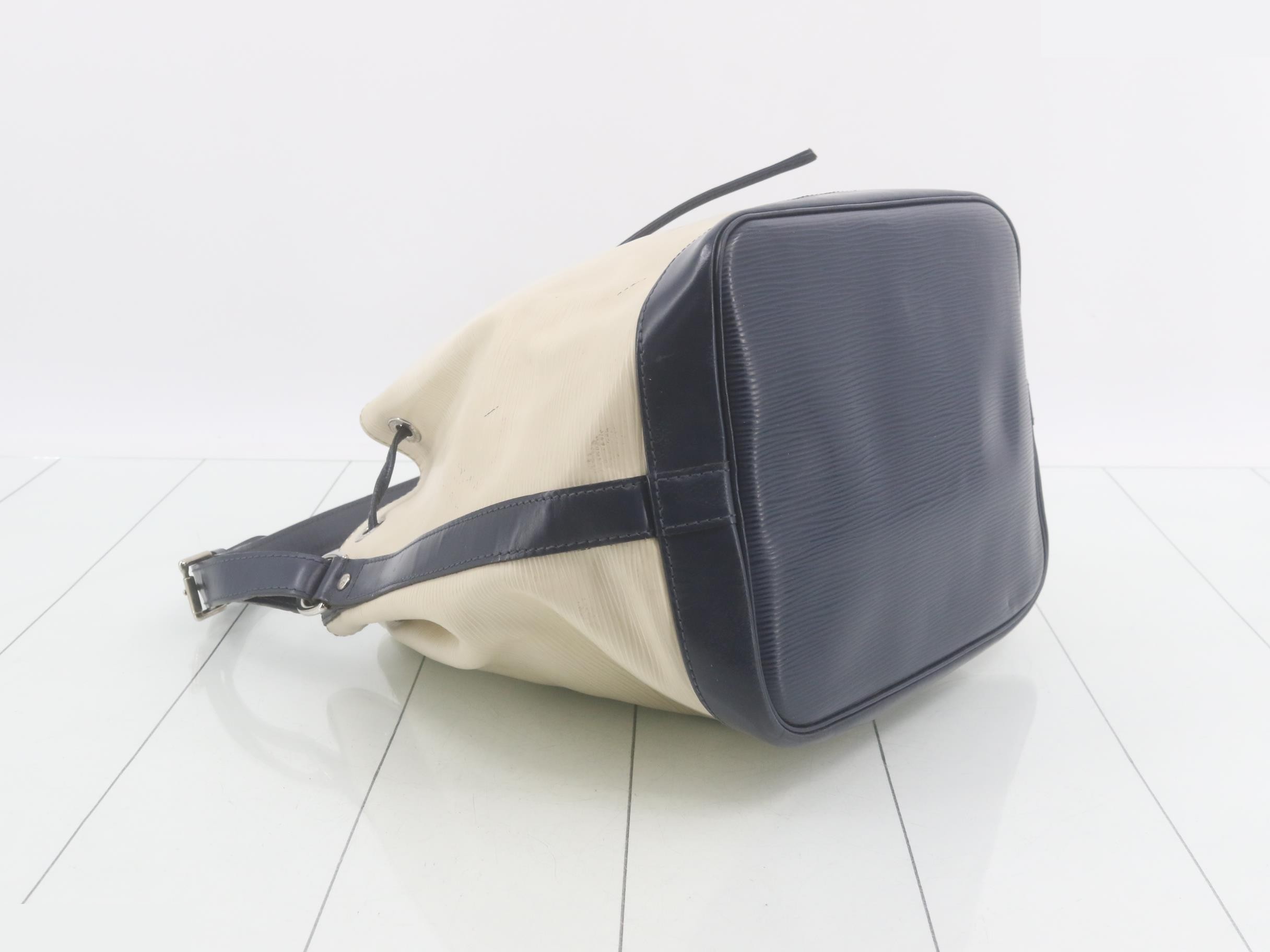Epi Noe Shoulder Bag, Tassili Yellow — view 5