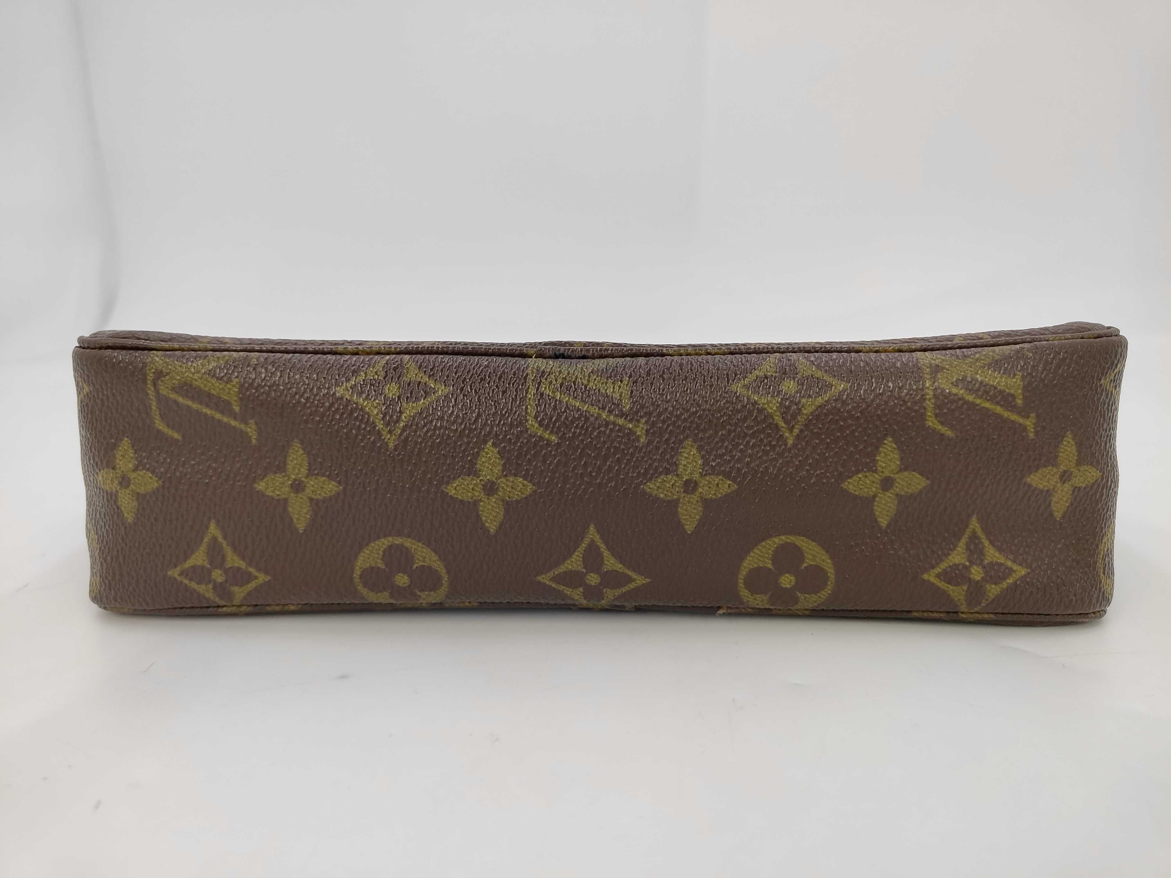 Monogram Tours Toilette 23 Monogram Pouch — view 4