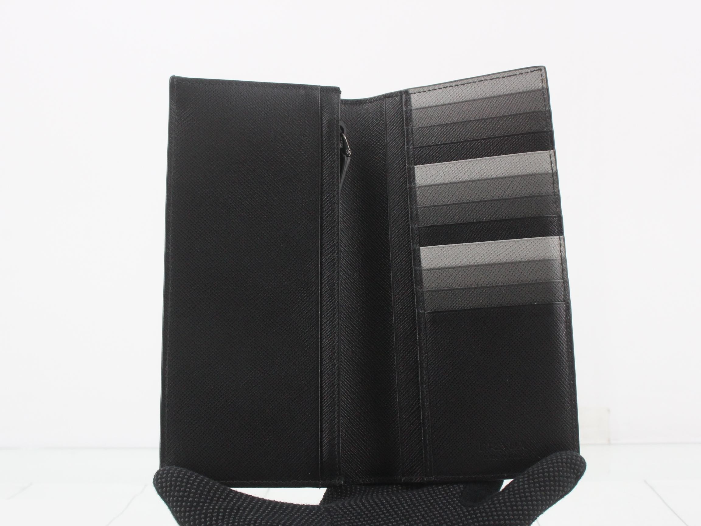 Long wallet, bi-fold, Saffiano leather, black x gray — view 4