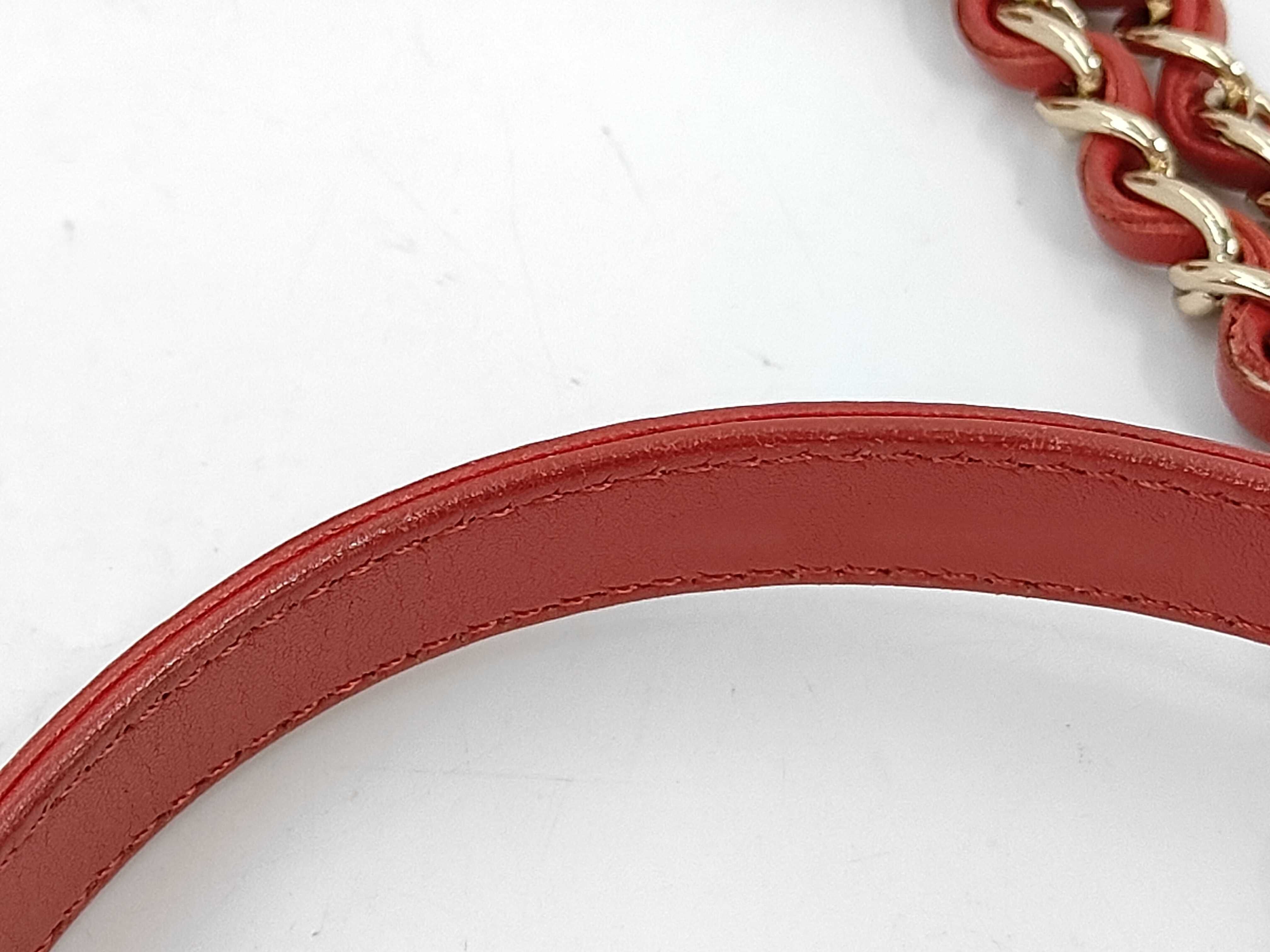 Matelassé Chain Lambskin Shoulder Bag — view 6
