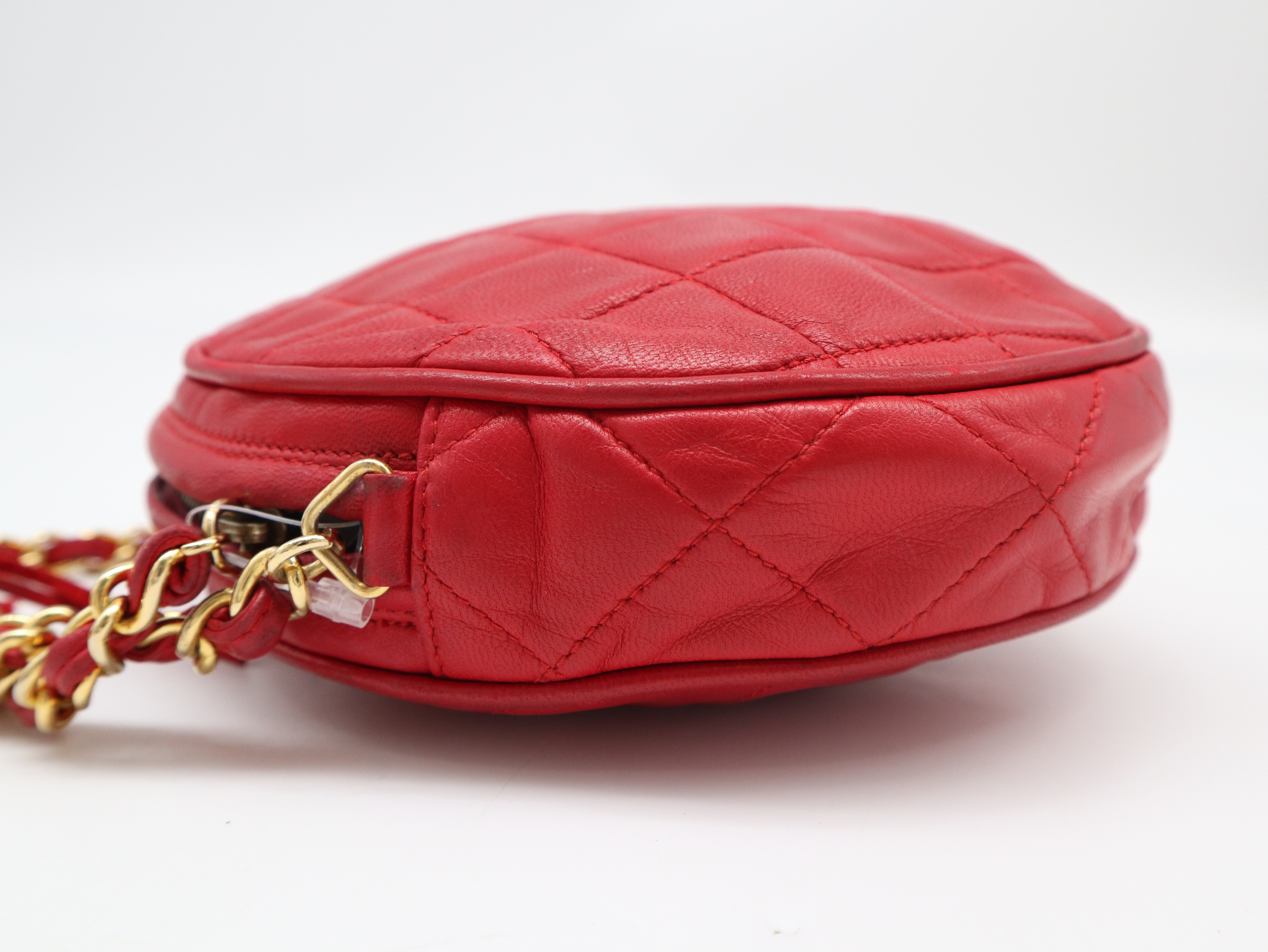 Lambskin Matelassé Shoulder Bag with Gold Hardware, Red, Seal 405569 — view 3