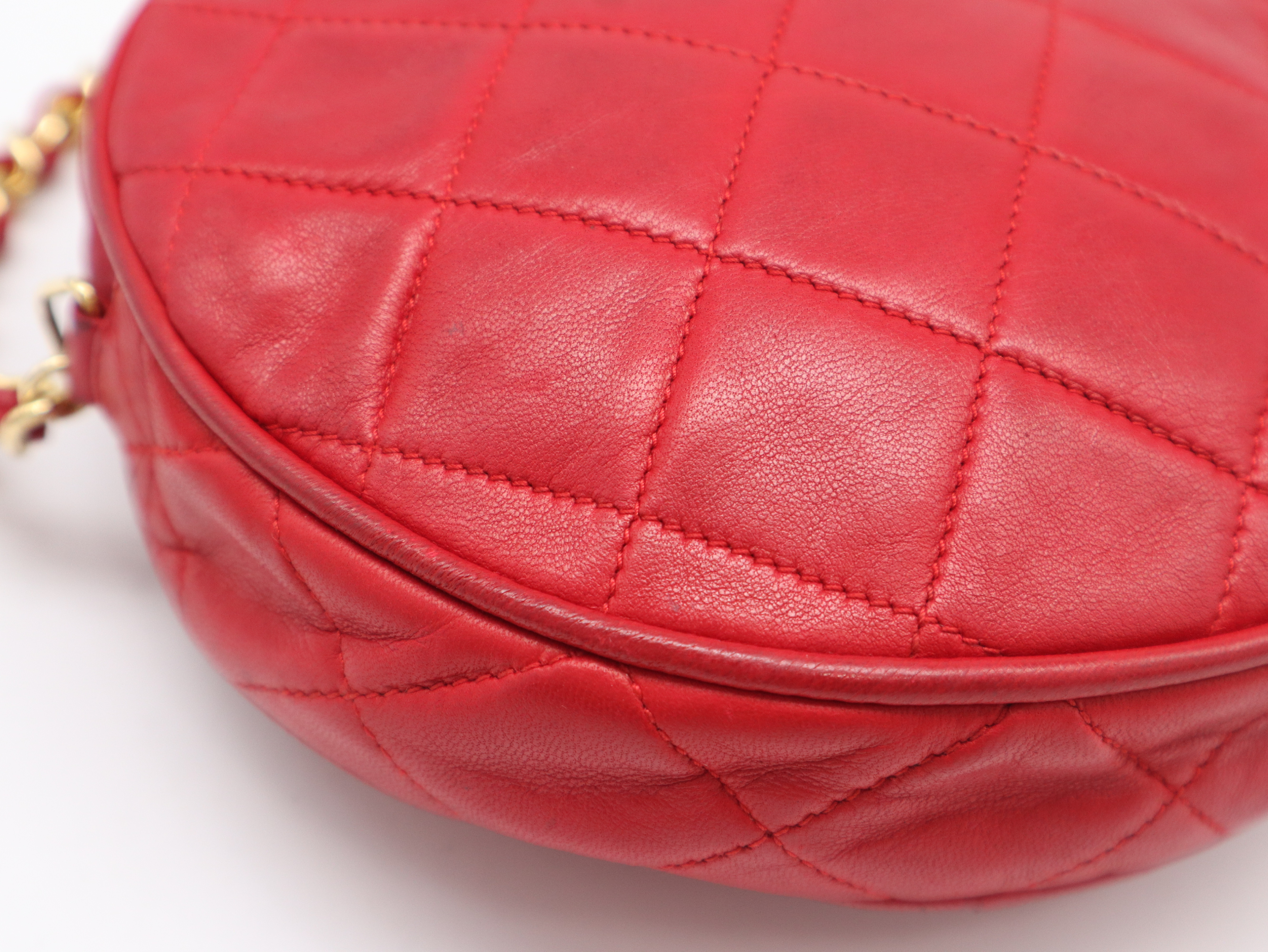 Lambskin Matelassé Shoulder Bag with Gold Hardware, Red, Seal 405569 — view 9