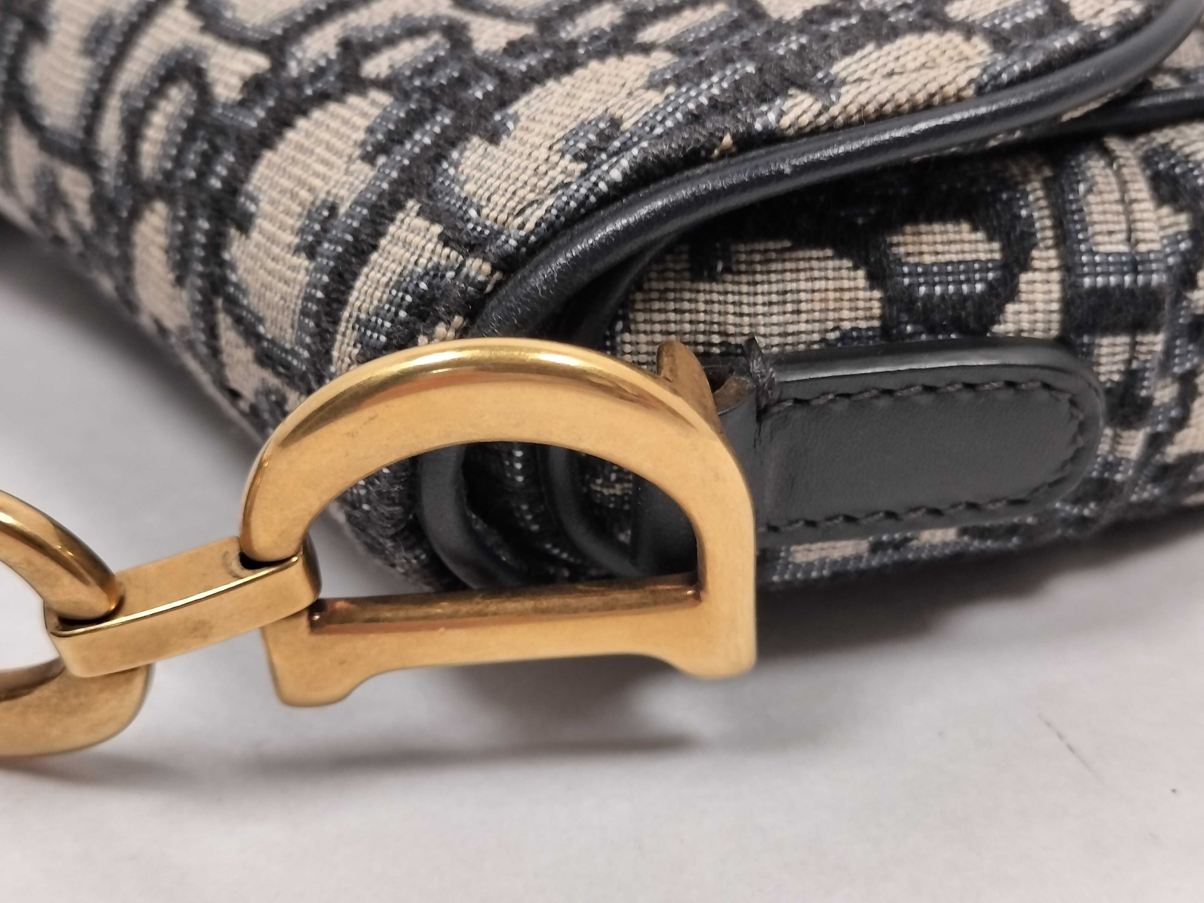 handbag — view 5