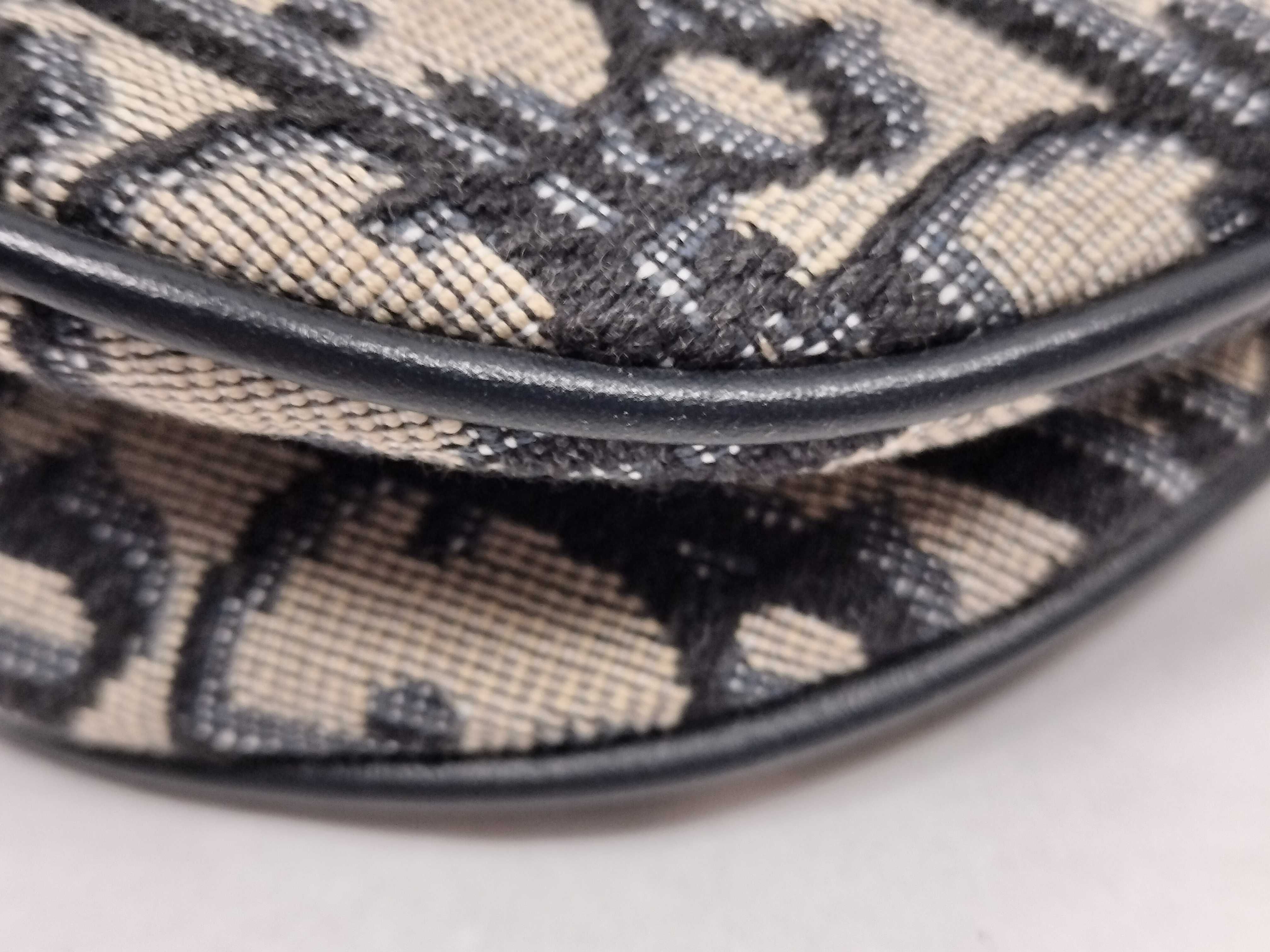 handbag — view 6