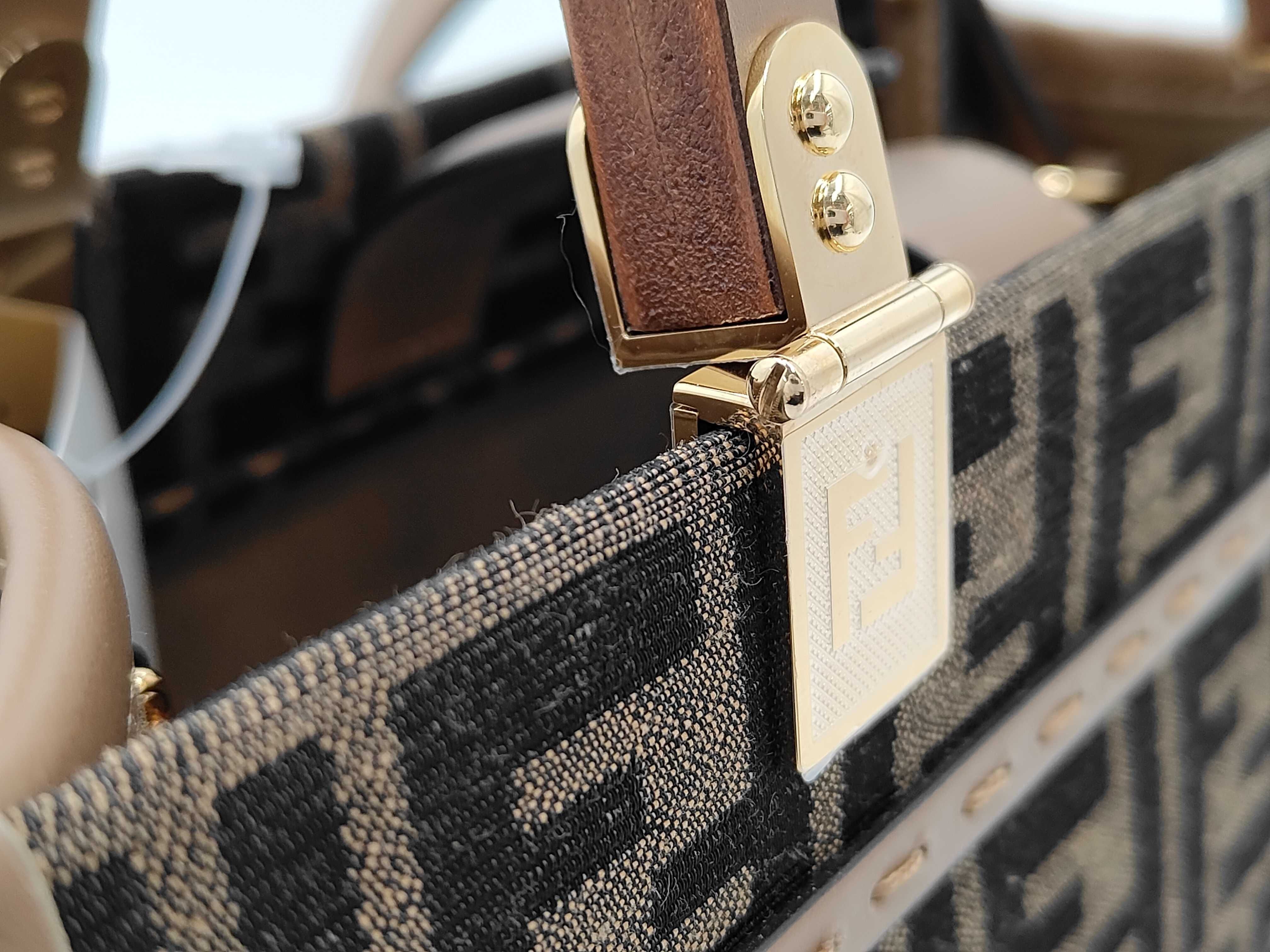 Sunshine Tote Handbag — view 3