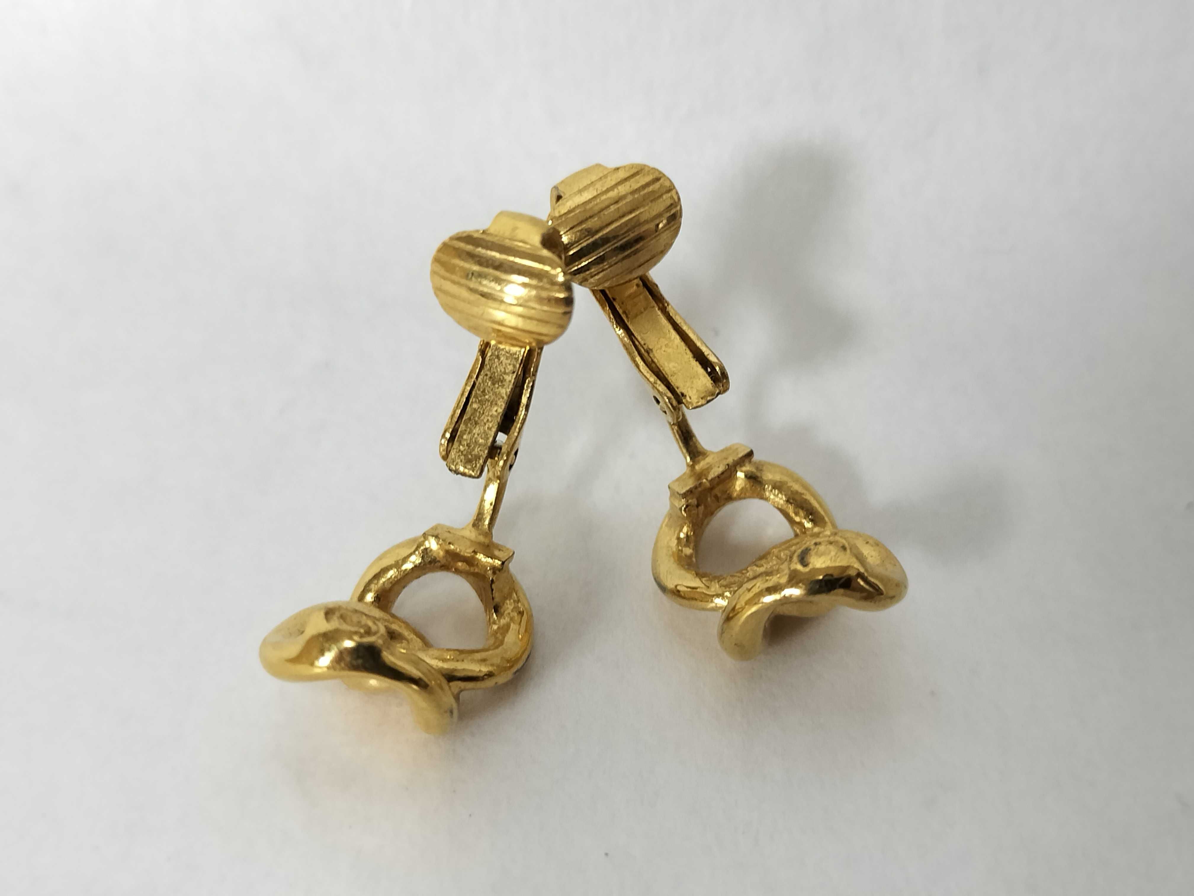 earrings — view 4