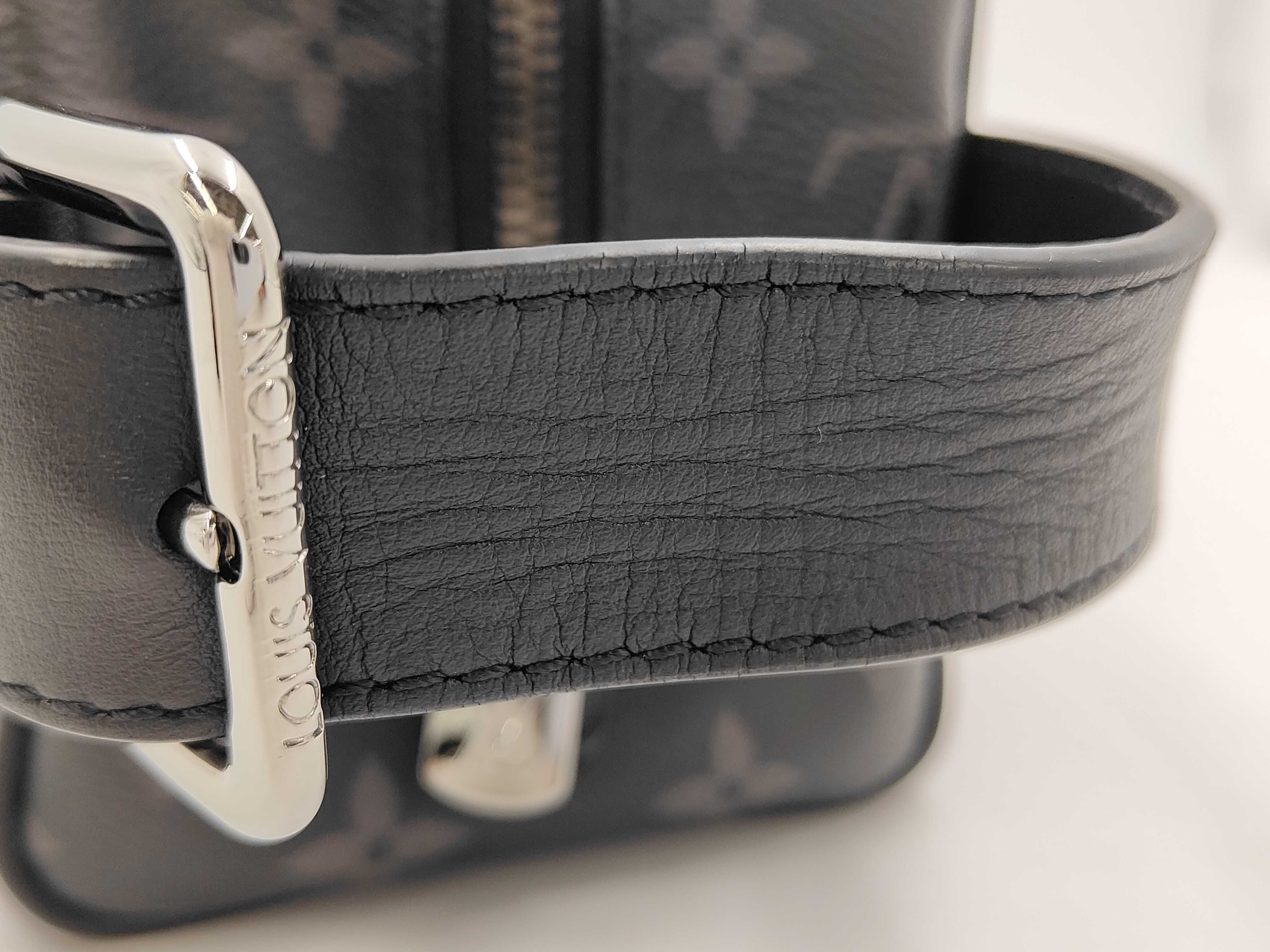 LV Eclipse N83113 Locker Dopp Kit RFID Second Bag — view 6